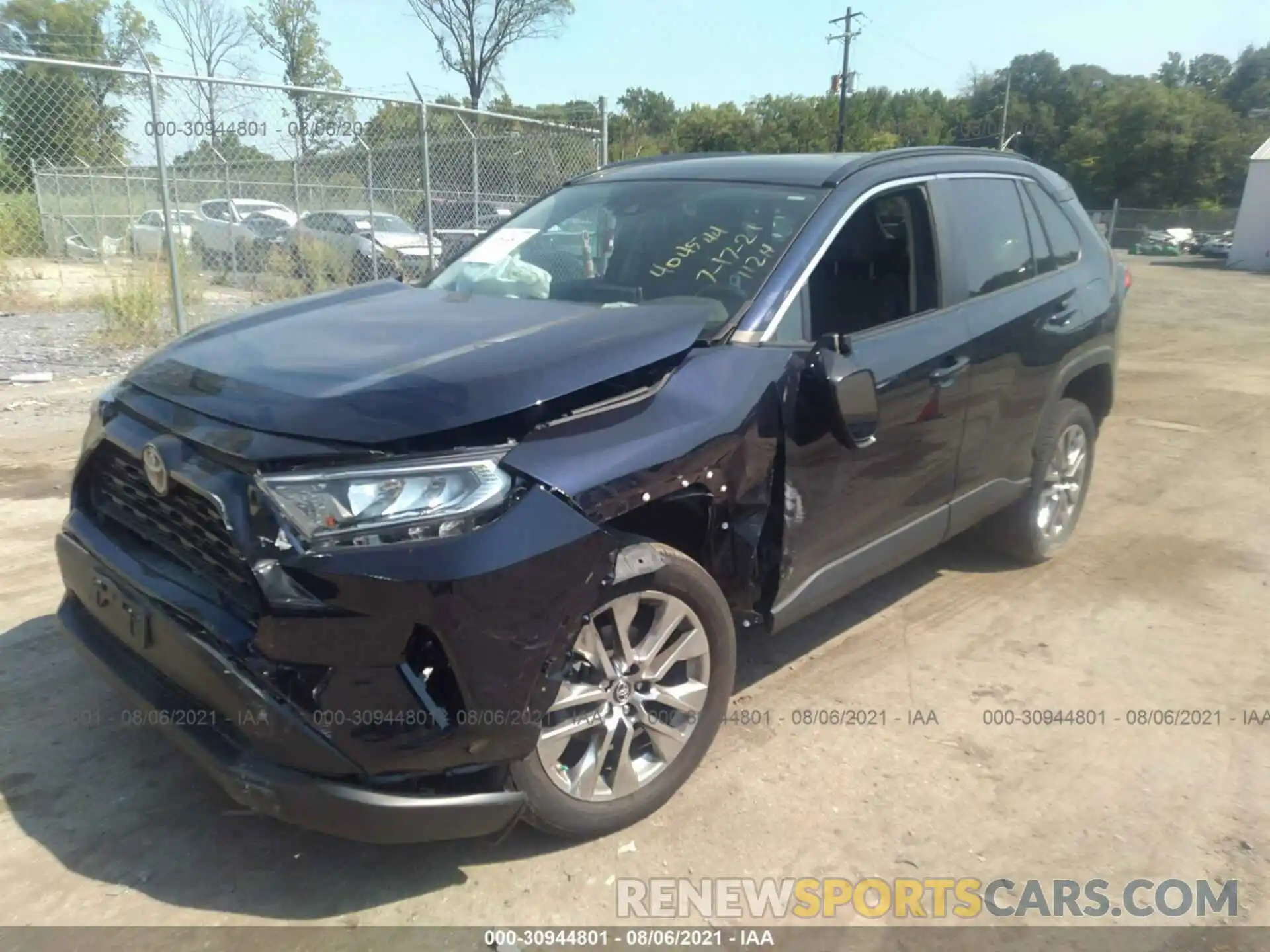 2 Фотография поврежденного автомобиля 2T3A1RFV4KC058637 TOYOTA RAV4 2019