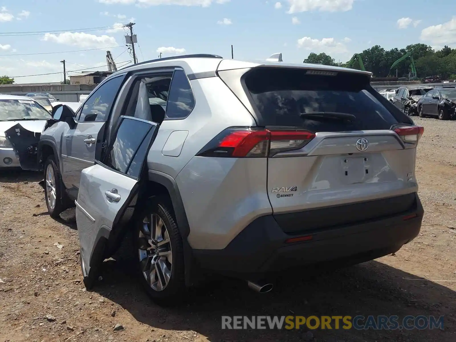 3 Photograph of a damaged car 2T3A1RFV4KW046485 TOYOTA RAV4 2019