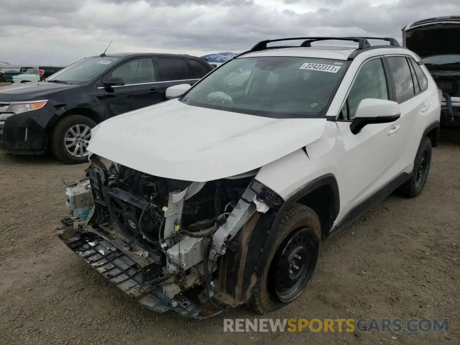 2 Фотография поврежденного автомобиля 2T3A1RFV4KW057194 TOYOTA RAV4 2019