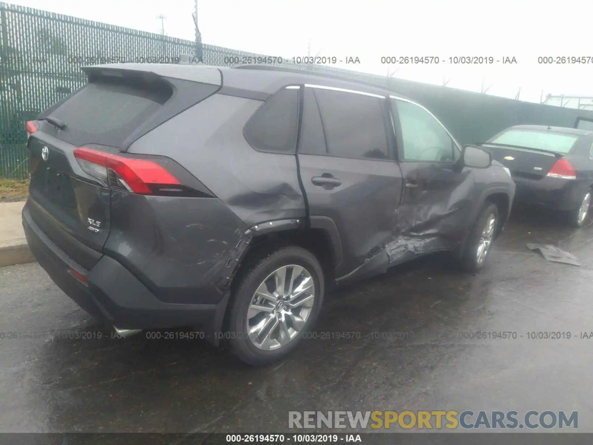 4 Photograph of a damaged car 2T3A1RFV4KW058569 TOYOTA RAV4 2019