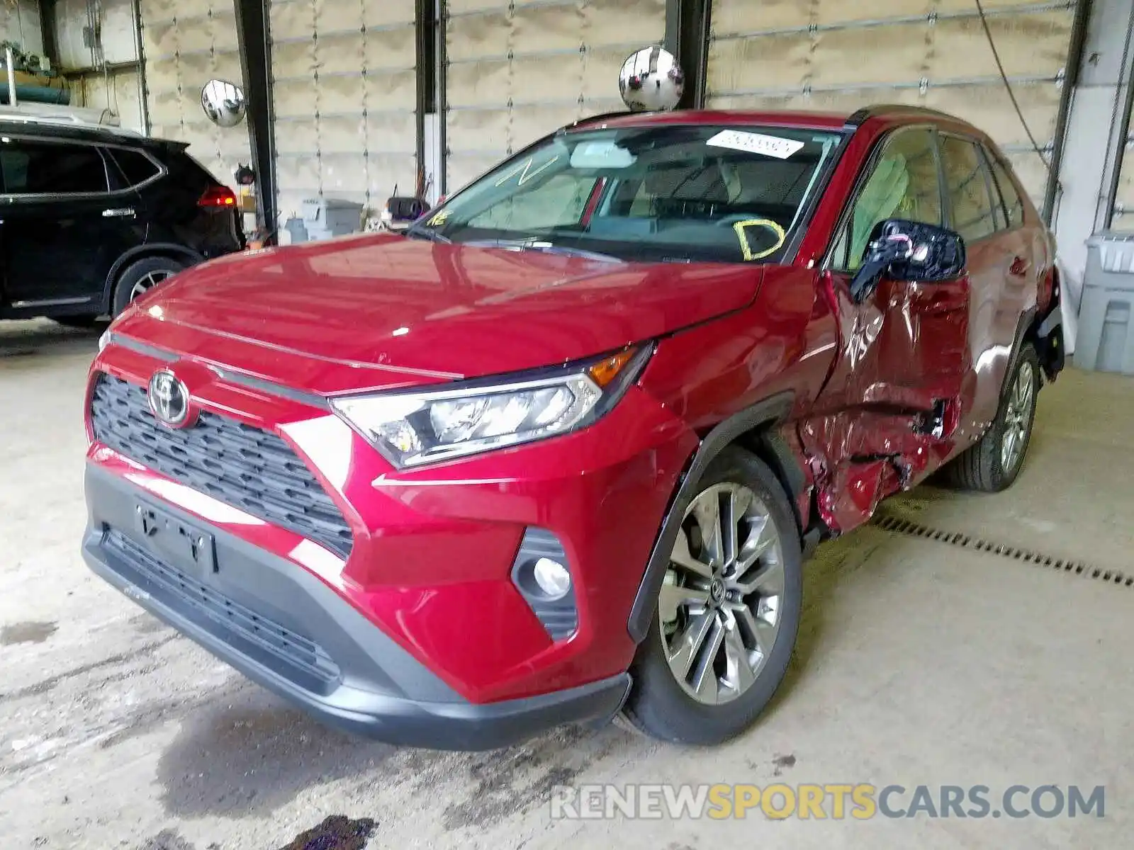 2 Фотография поврежденного автомобиля 2T3A1RFV5KC028899 TOYOTA RAV4 2019