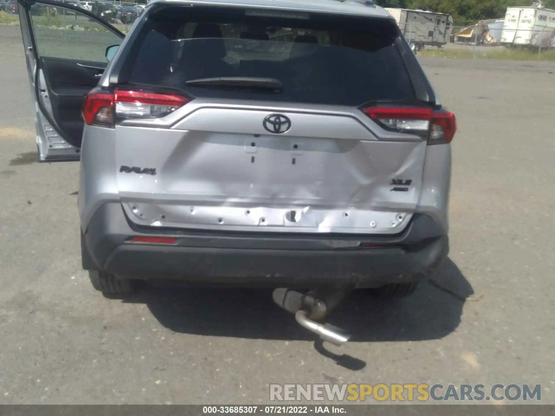 6 Photograph of a damaged car 2T3A1RFV5KC034525 TOYOTA RAV4 2019