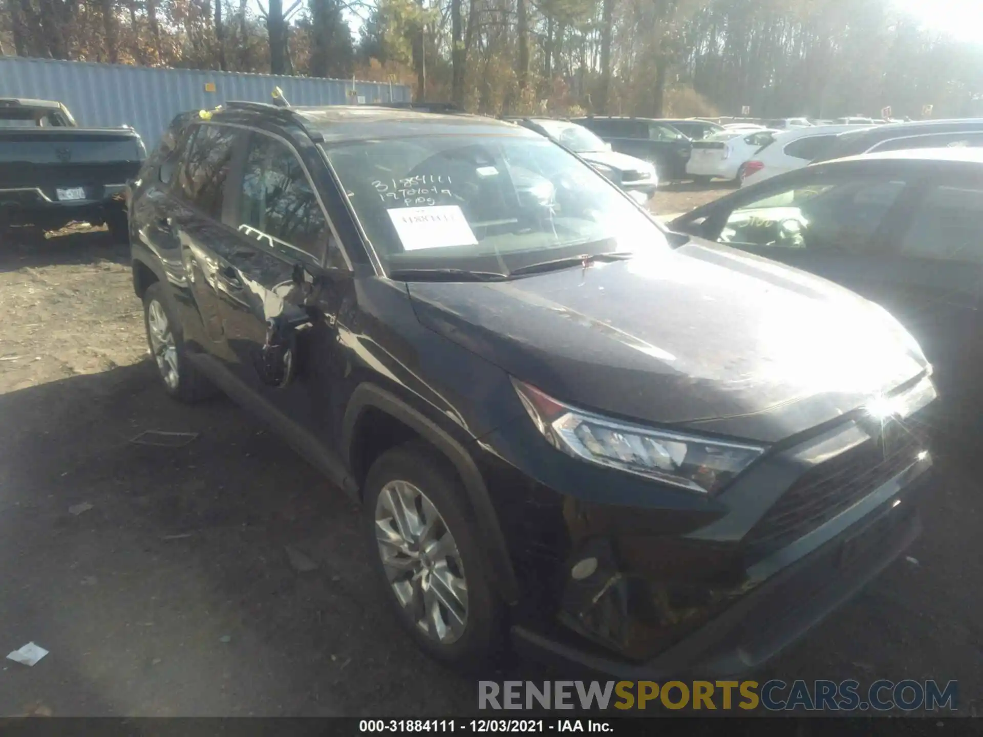 1 Photograph of a damaged car 2T3A1RFV5KC047226 TOYOTA RAV4 2019