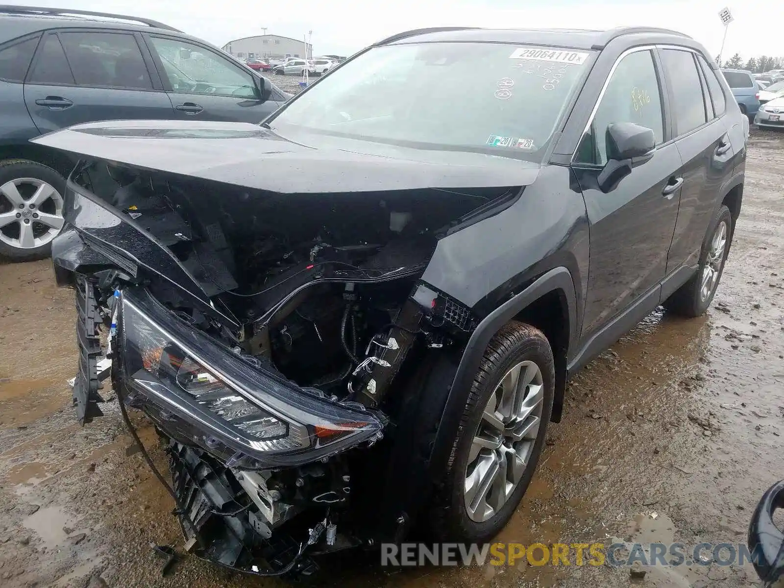 2 Photograph of a damaged car 2T3A1RFV5KW050044 TOYOTA RAV4 2019