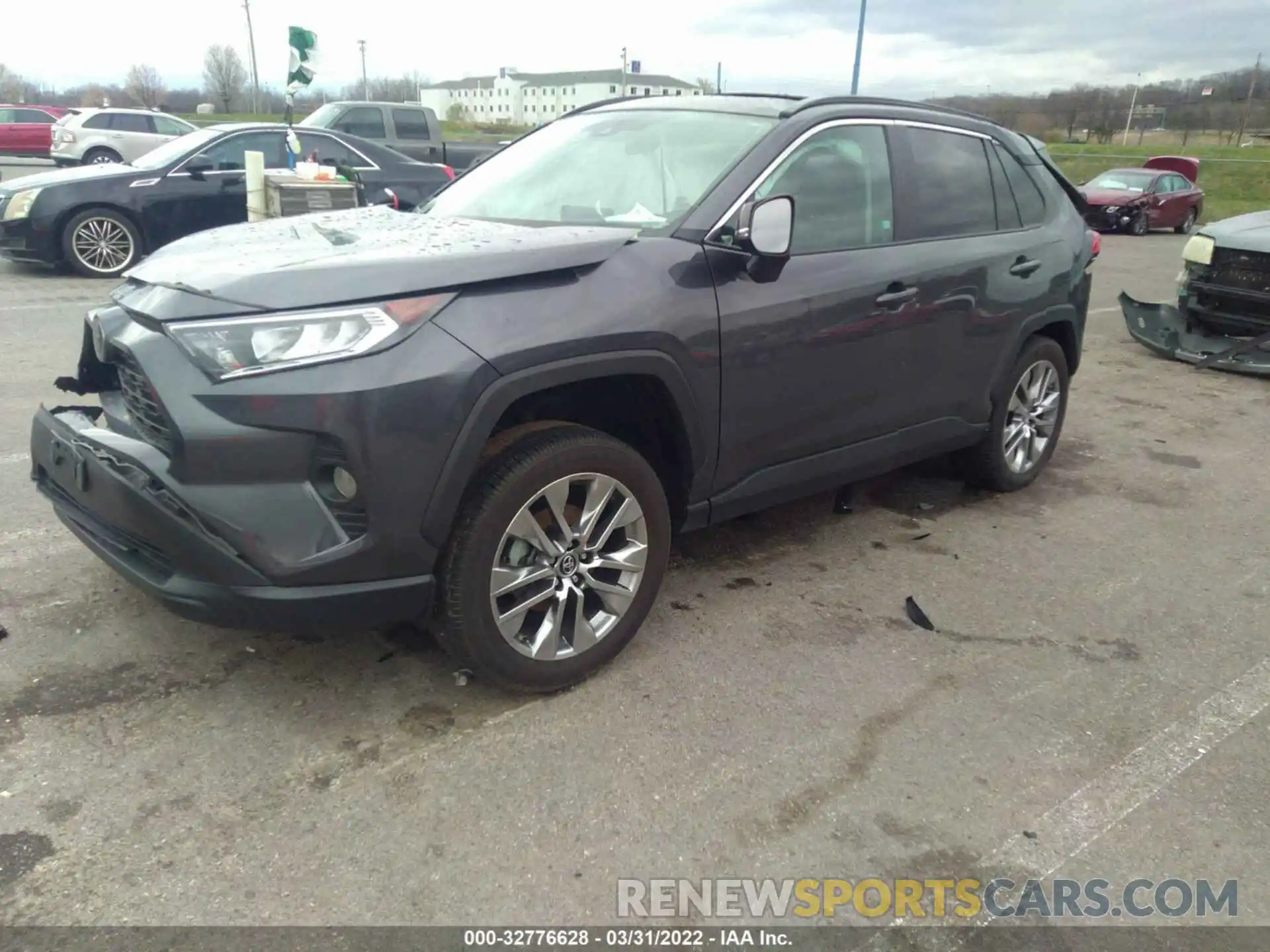 2 Фотография поврежденного автомобиля 2T3A1RFV5KW071220 TOYOTA RAV4 2019