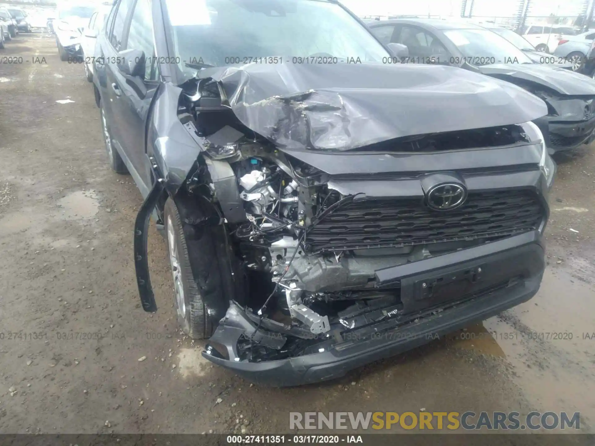 6 Photograph of a damaged car 2T3A1RFV5KW075591 TOYOTA RAV4 2019