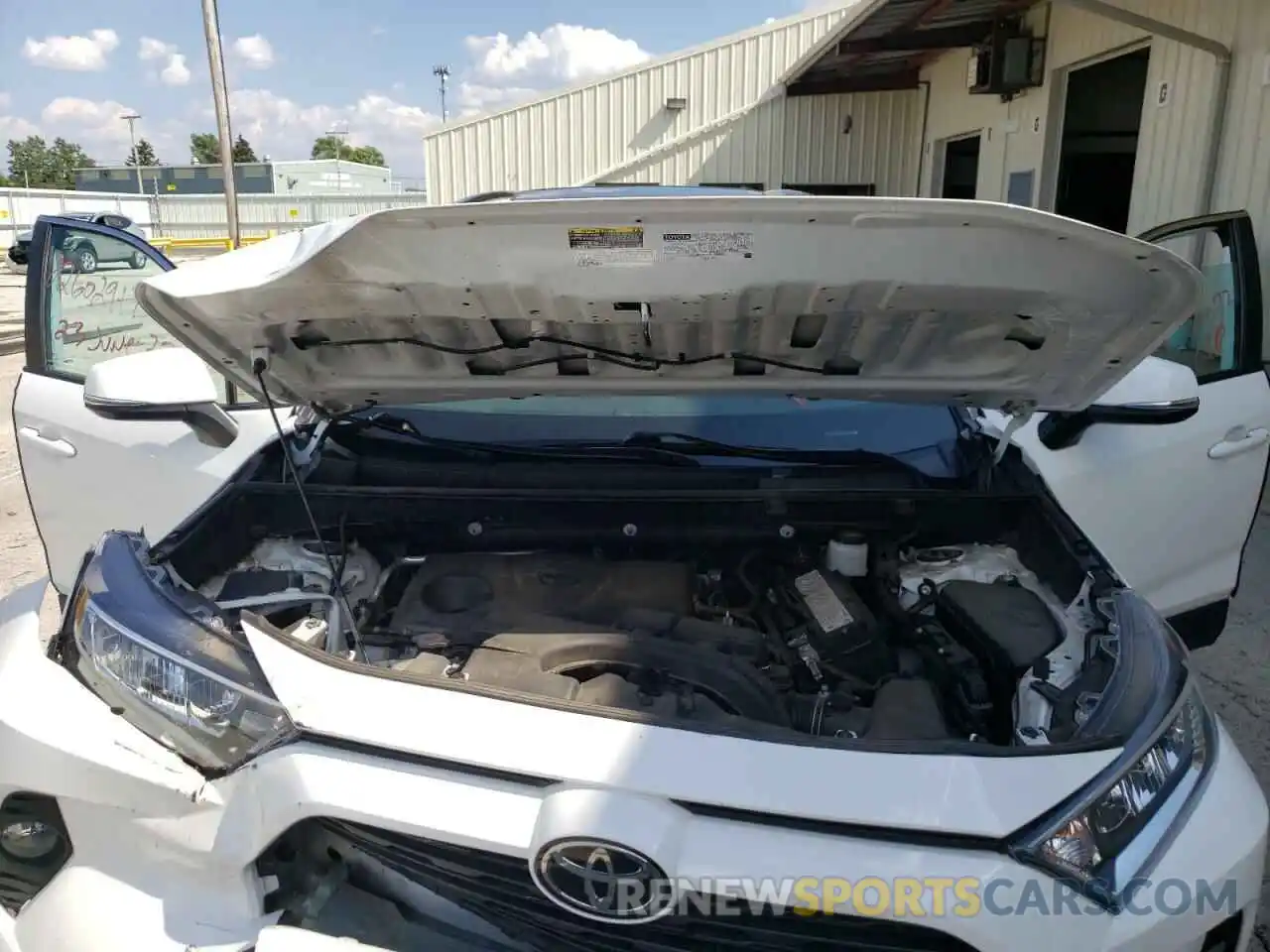 7 Photograph of a damaged car 2T3A1RFV5KW079706 TOYOTA RAV4 2019