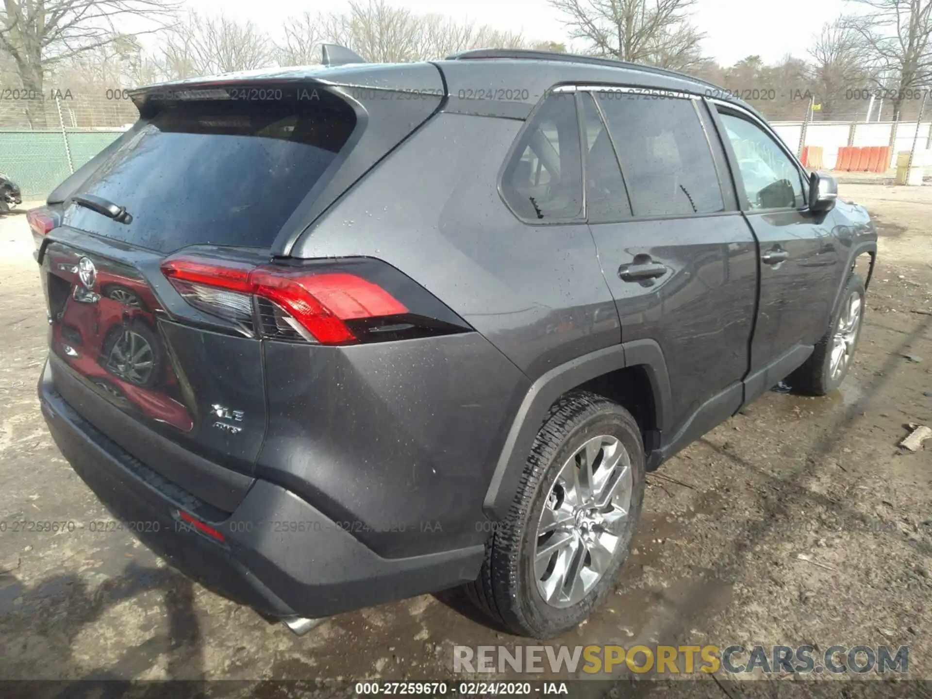 4 Photograph of a damaged car 2T3A1RFV5KW081276 TOYOTA RAV4 2019