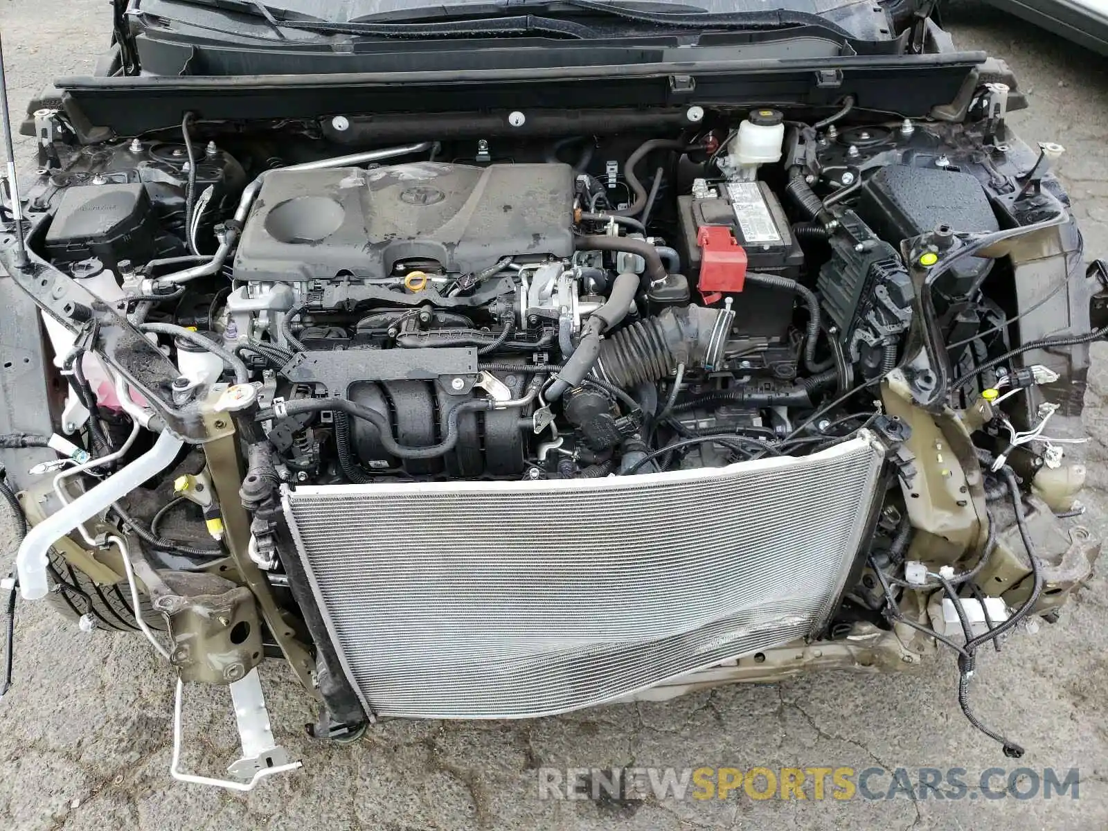 7 Photograph of a damaged car 2T3A1RFV5KW083612 TOYOTA RAV4 2019