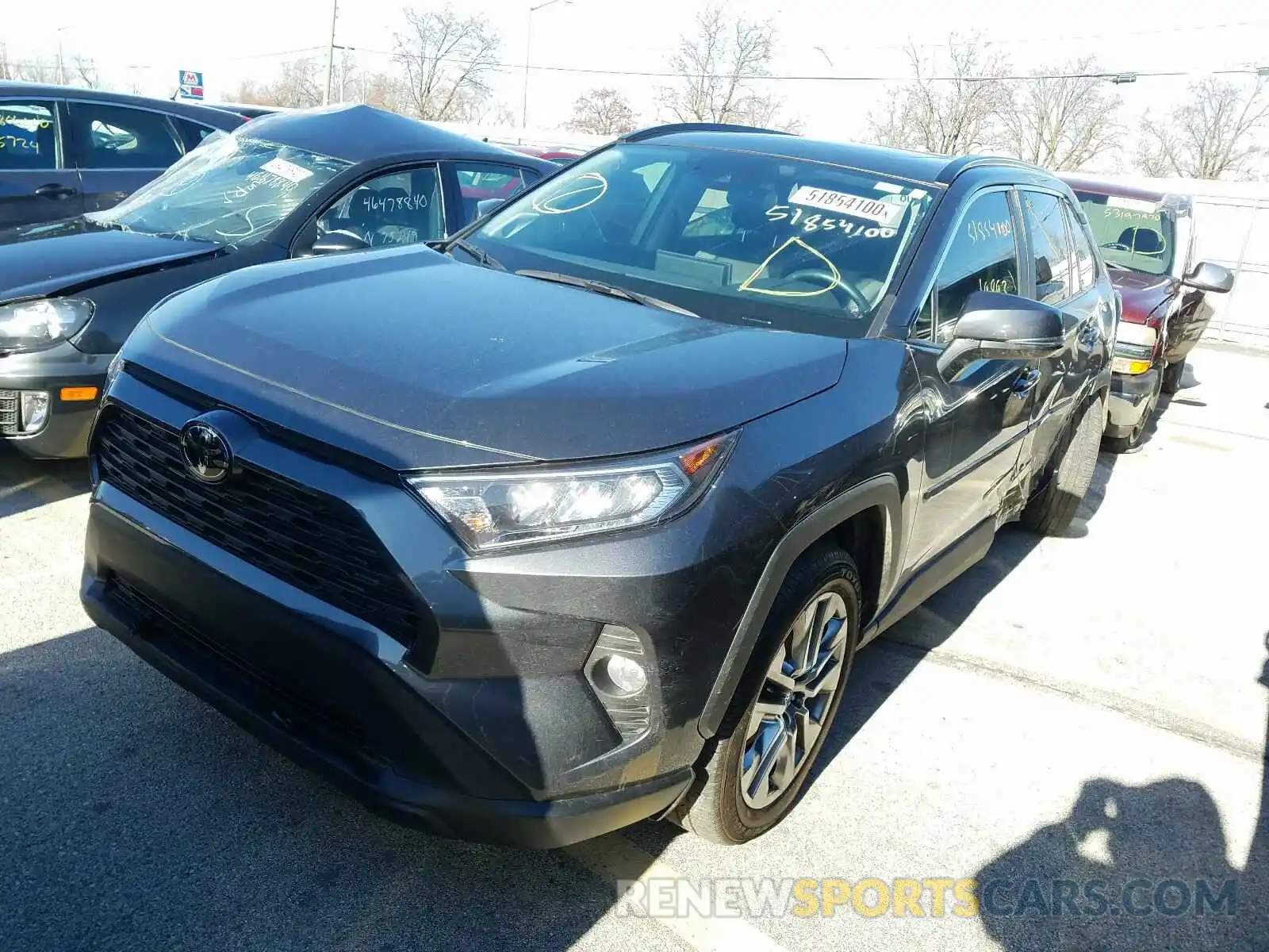 2 Photograph of a damaged car 2T3A1RFV6KC024246 TOYOTA RAV4 2019