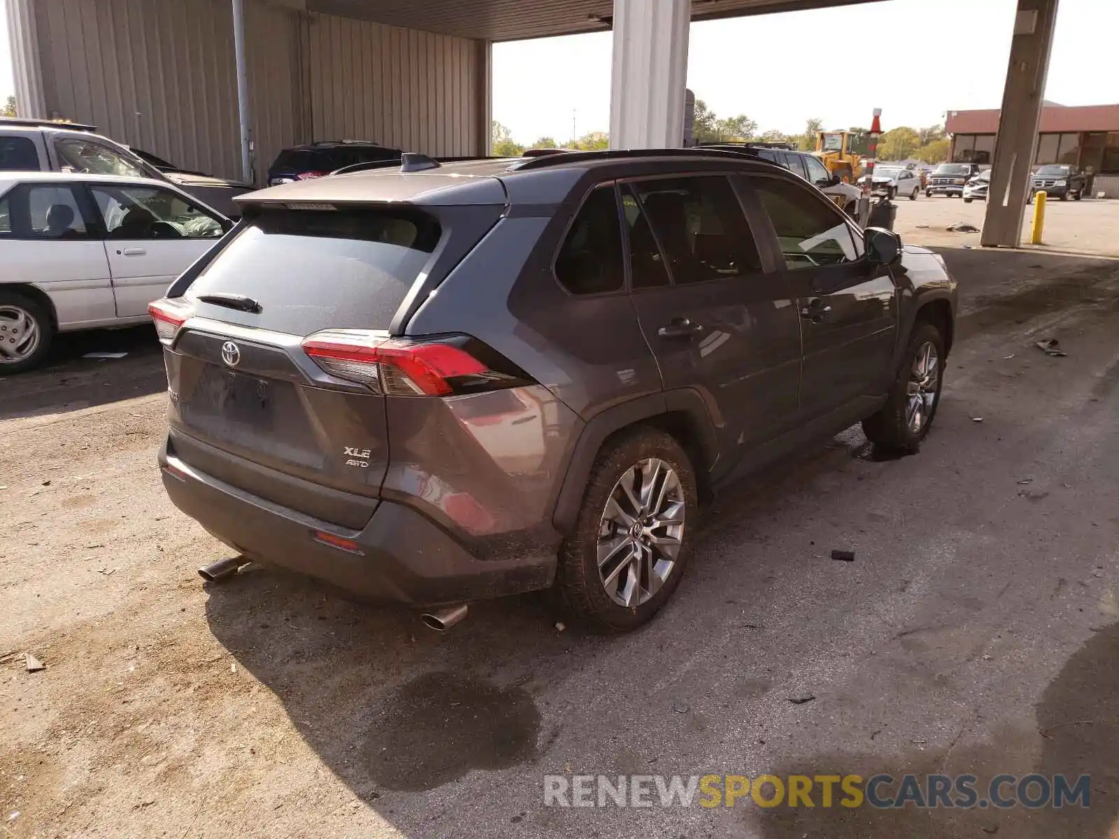 4 Photograph of a damaged car 2T3A1RFV6KC024246 TOYOTA RAV4 2019