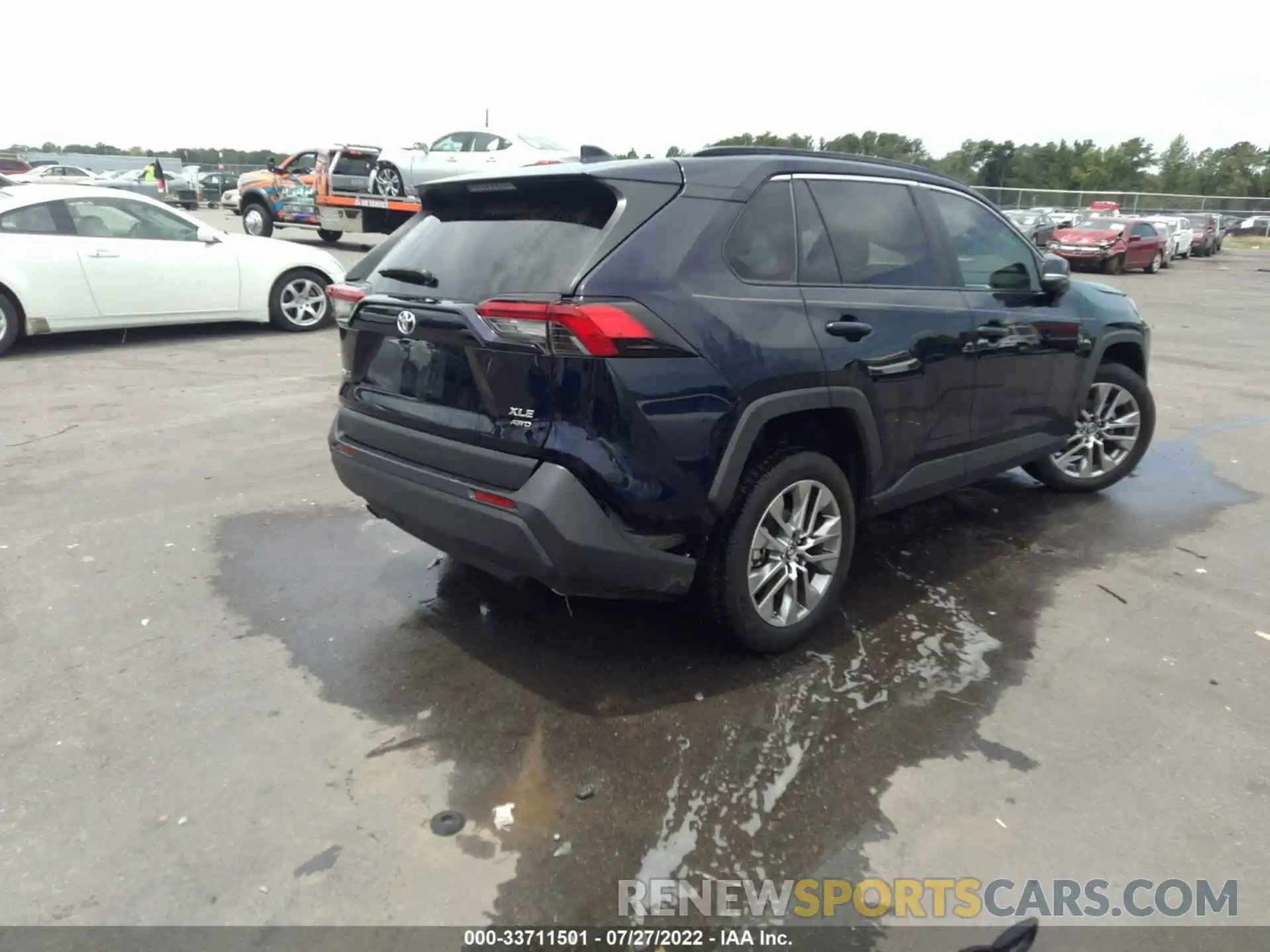 4 Photograph of a damaged car 2T3A1RFV6KC029513 TOYOTA RAV4 2019