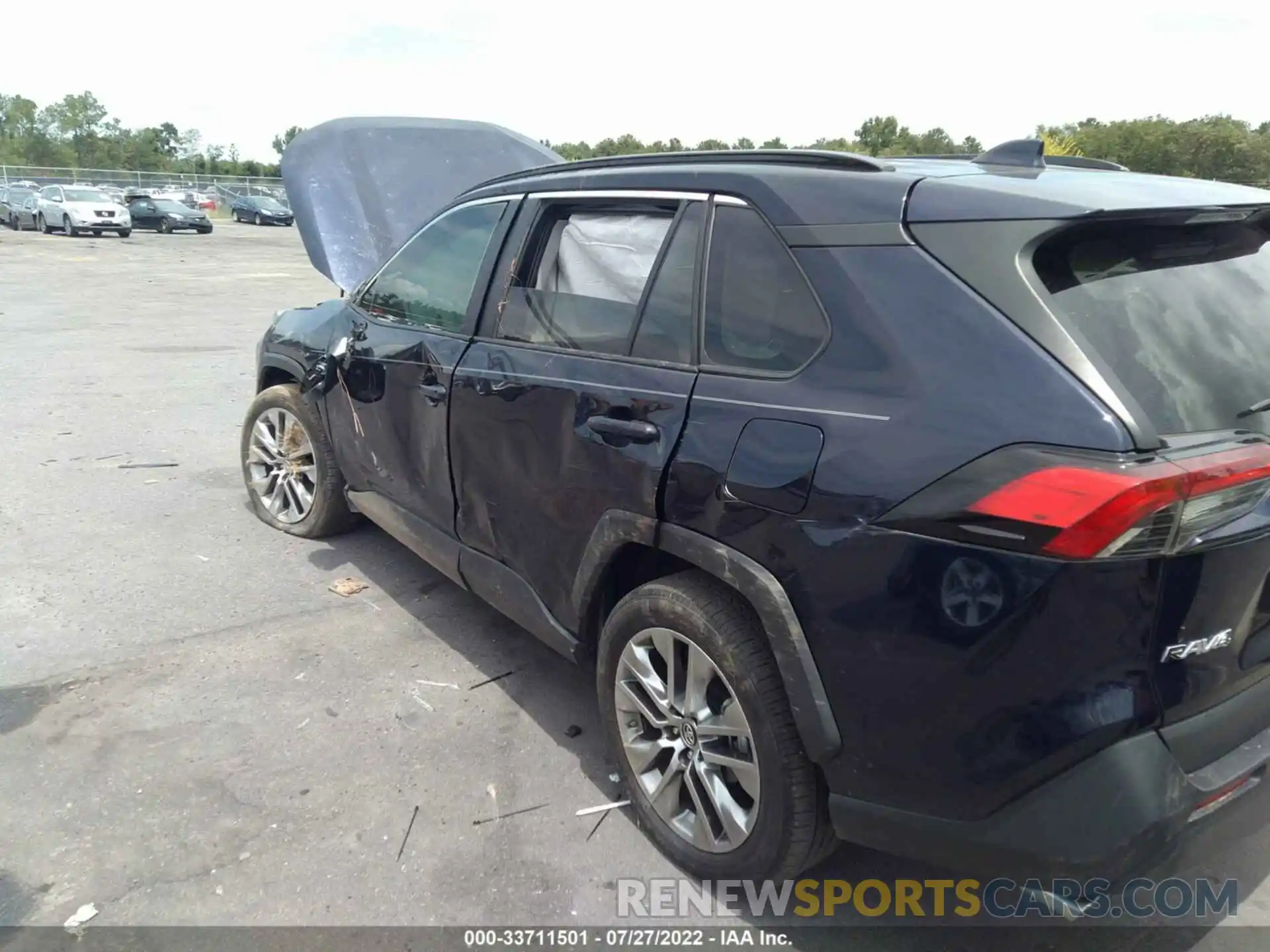 6 Photograph of a damaged car 2T3A1RFV6KC029513 TOYOTA RAV4 2019