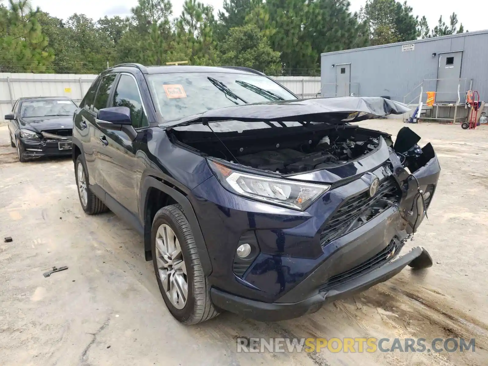 1 Photograph of a damaged car 2T3A1RFV6KC041418 TOYOTA RAV4 2019