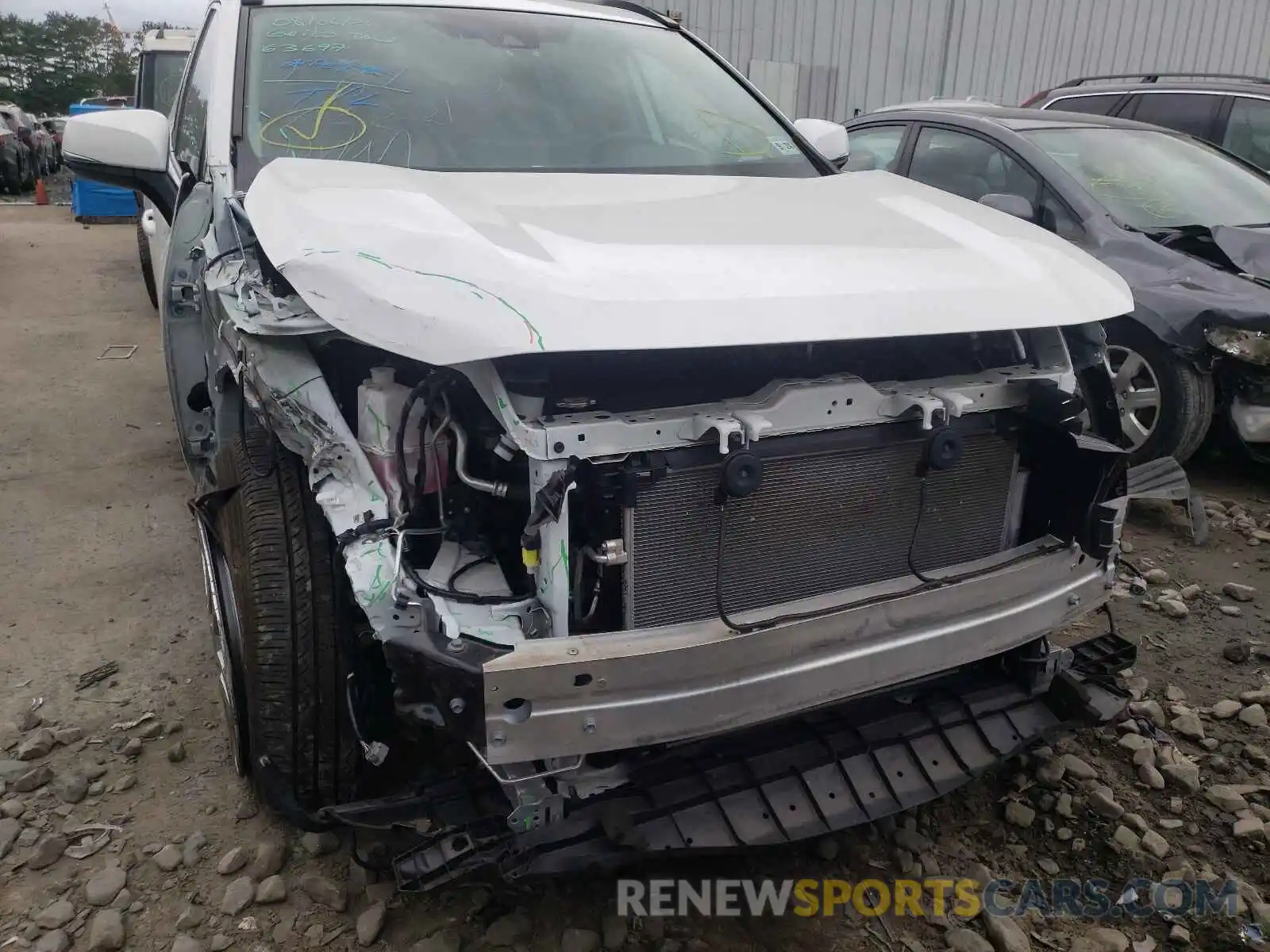 9 Photograph of a damaged car 2T3A1RFV6KC047347 TOYOTA RAV4 2019