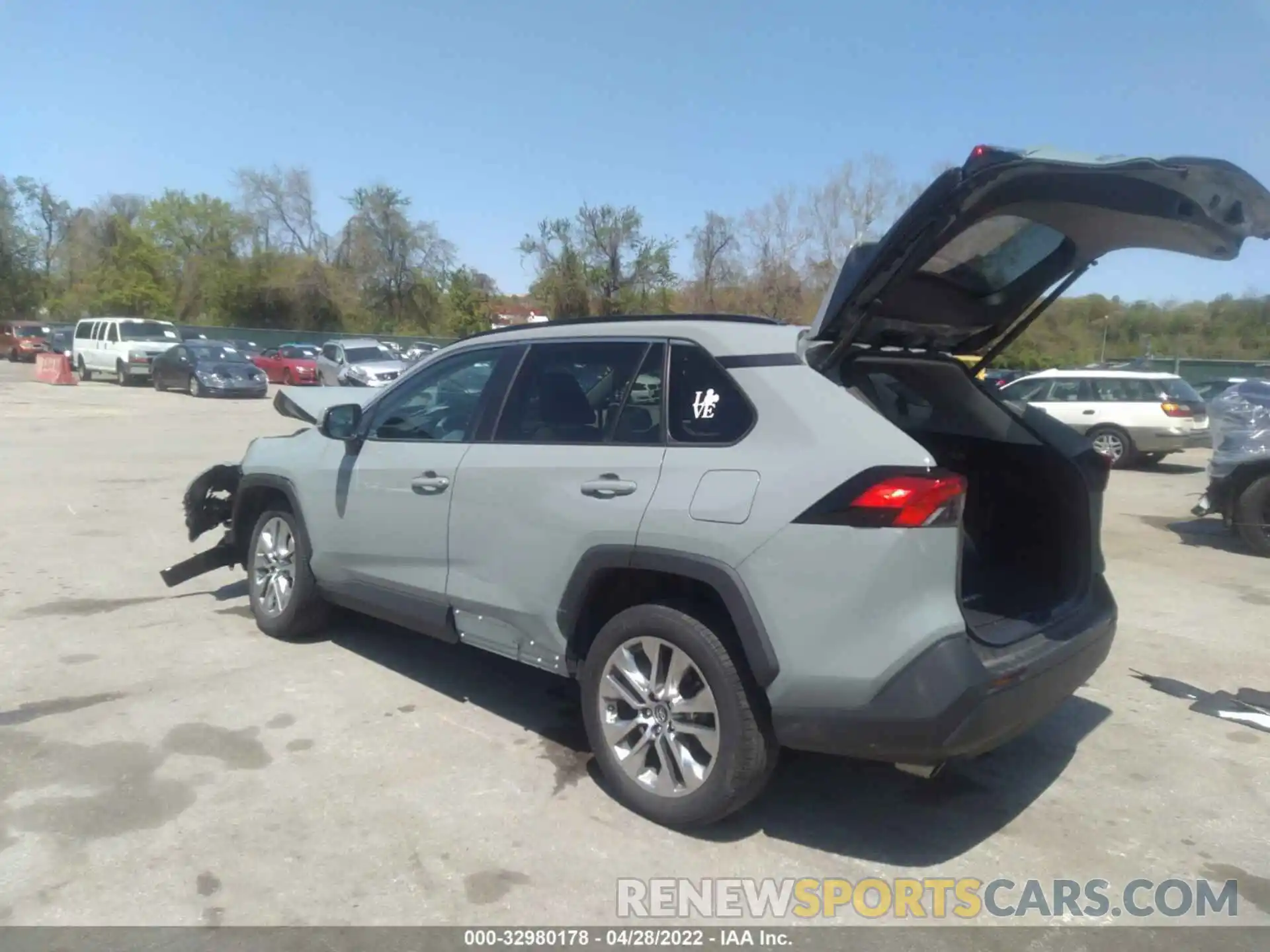 3 Photograph of a damaged car 2T3A1RFV6KC057201 TOYOTA RAV4 2019