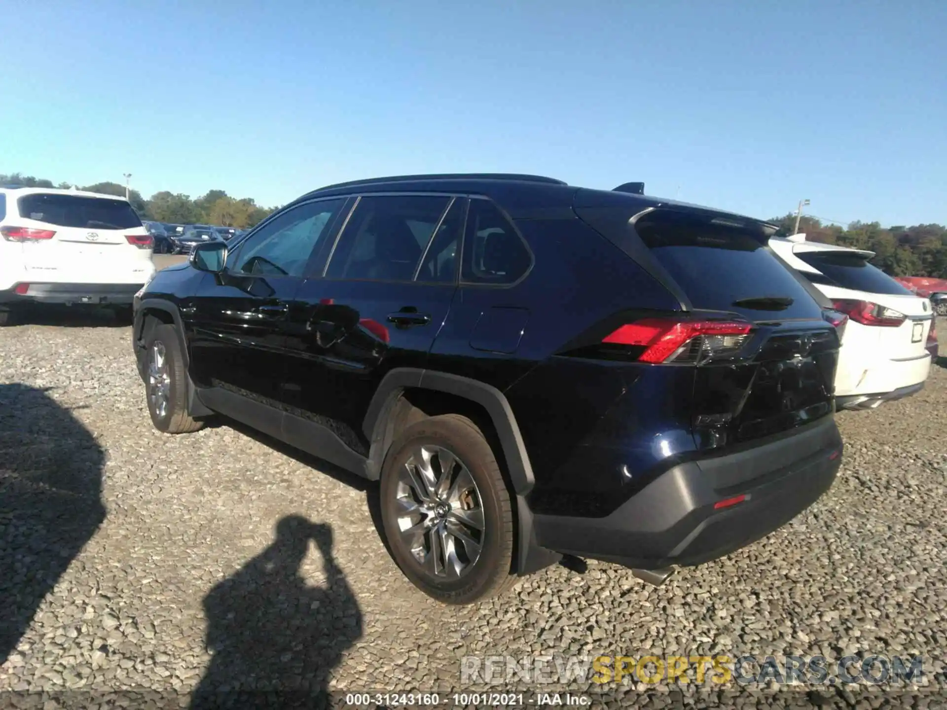 3 Photograph of a damaged car 2T3A1RFV6KC059322 TOYOTA RAV4 2019