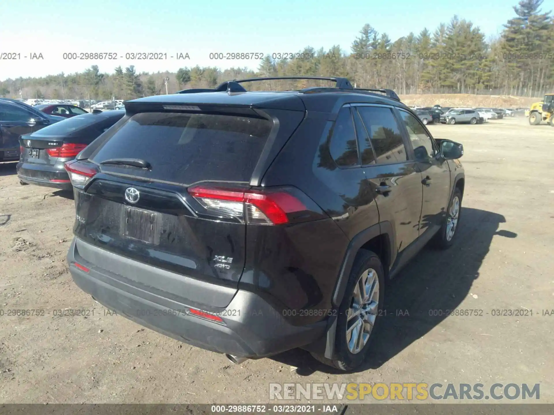 4 Photograph of a damaged car 2T3A1RFV6KW001659 TOYOTA RAV4 2019