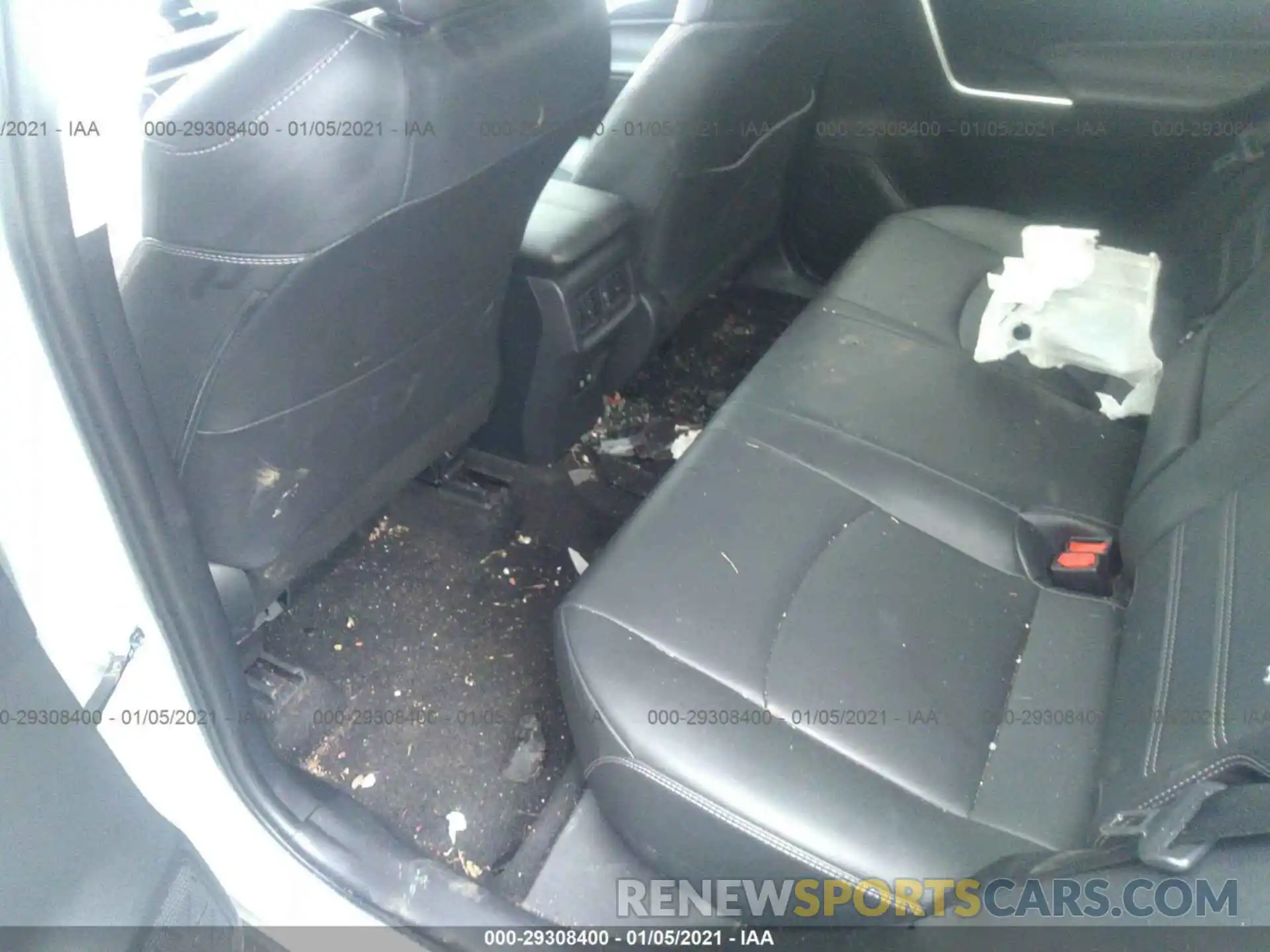 8 Photograph of a damaged car 2T3A1RFV6KW044995 TOYOTA RAV4 2019