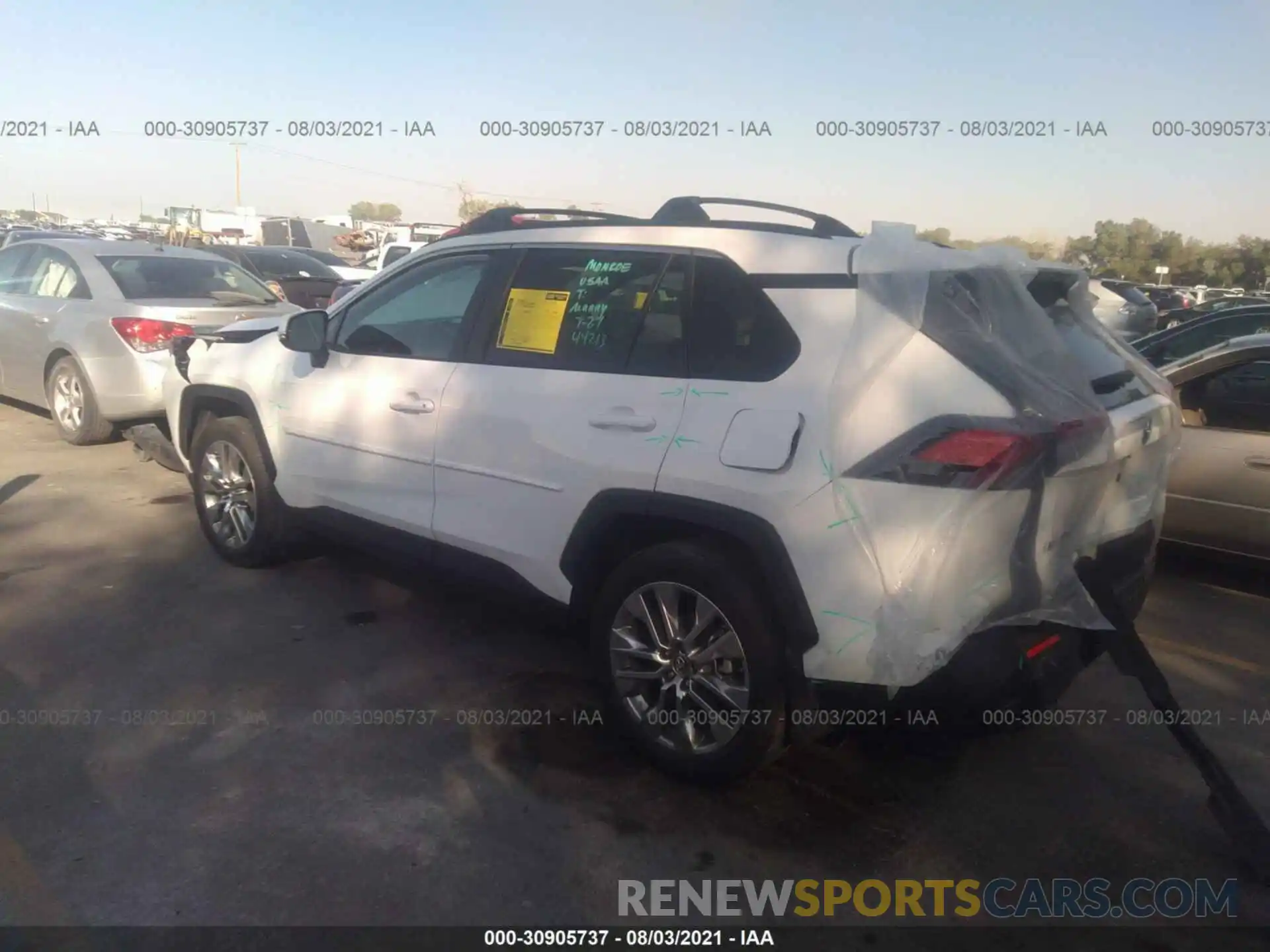 3 Photograph of a damaged car 2T3A1RFV6KW047041 TOYOTA RAV4 2019