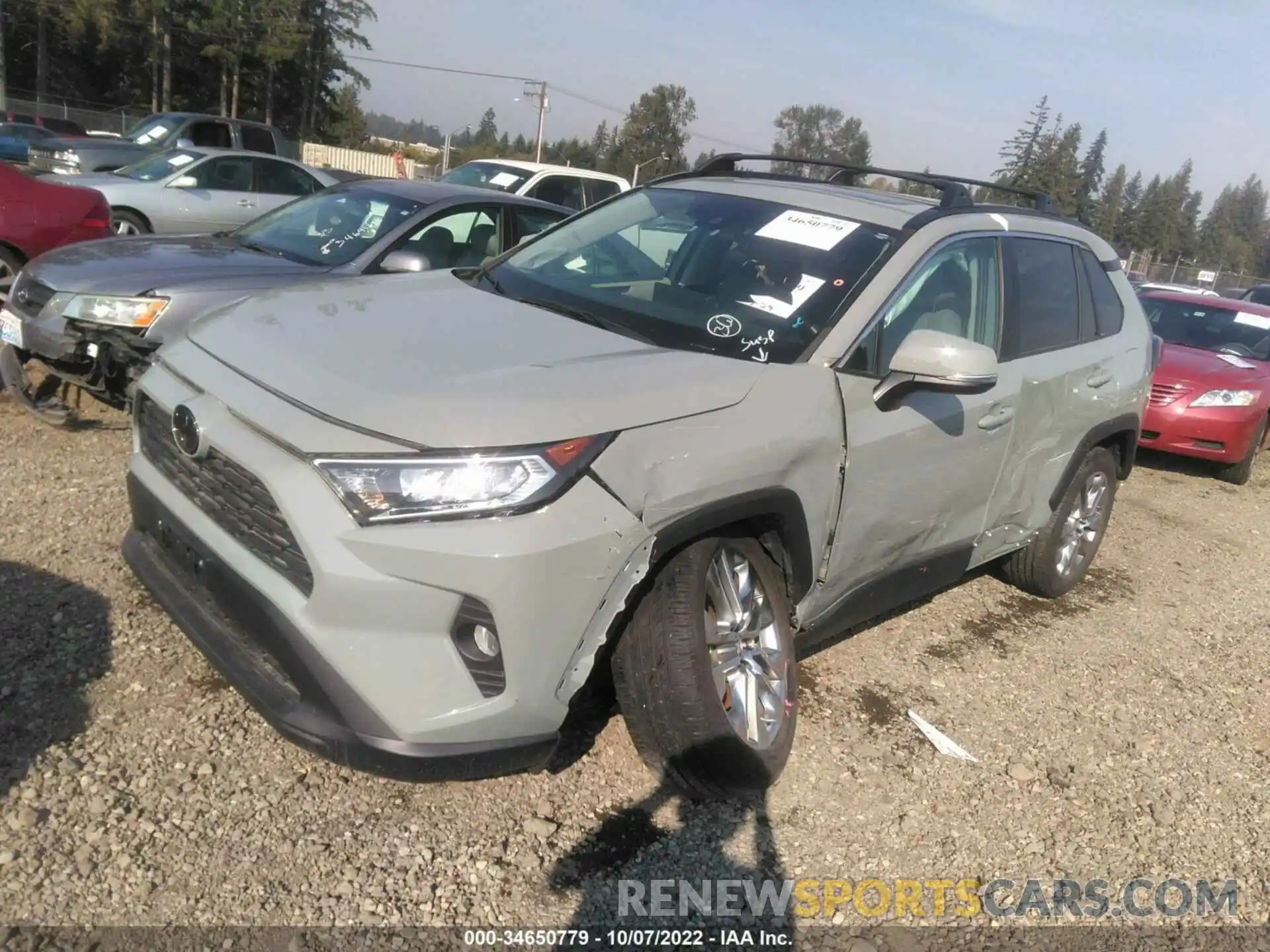 2 Photograph of a damaged car 2T3A1RFV6KW048190 TOYOTA RAV4 2019