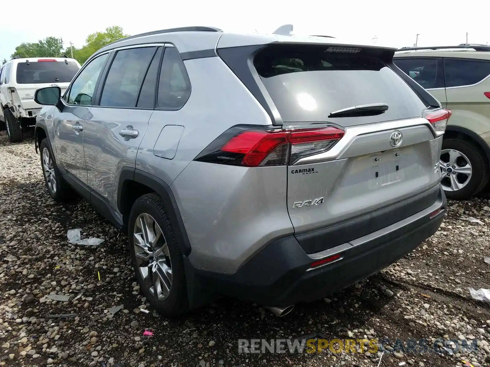 3 Photograph of a damaged car 2T3A1RFV6KW066222 TOYOTA RAV4 2019