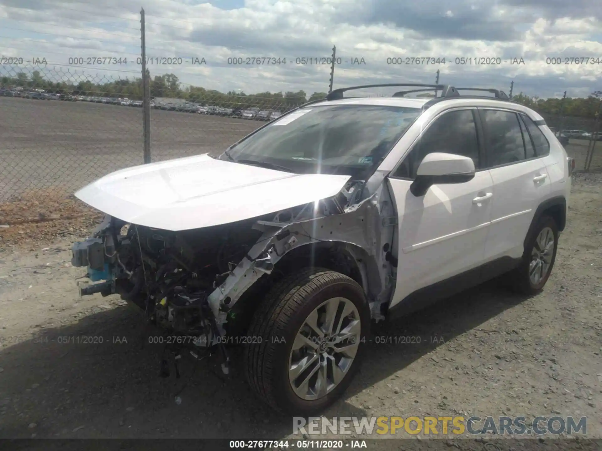 2 Photograph of a damaged car 2T3A1RFV6KW066625 TOYOTA RAV4 2019