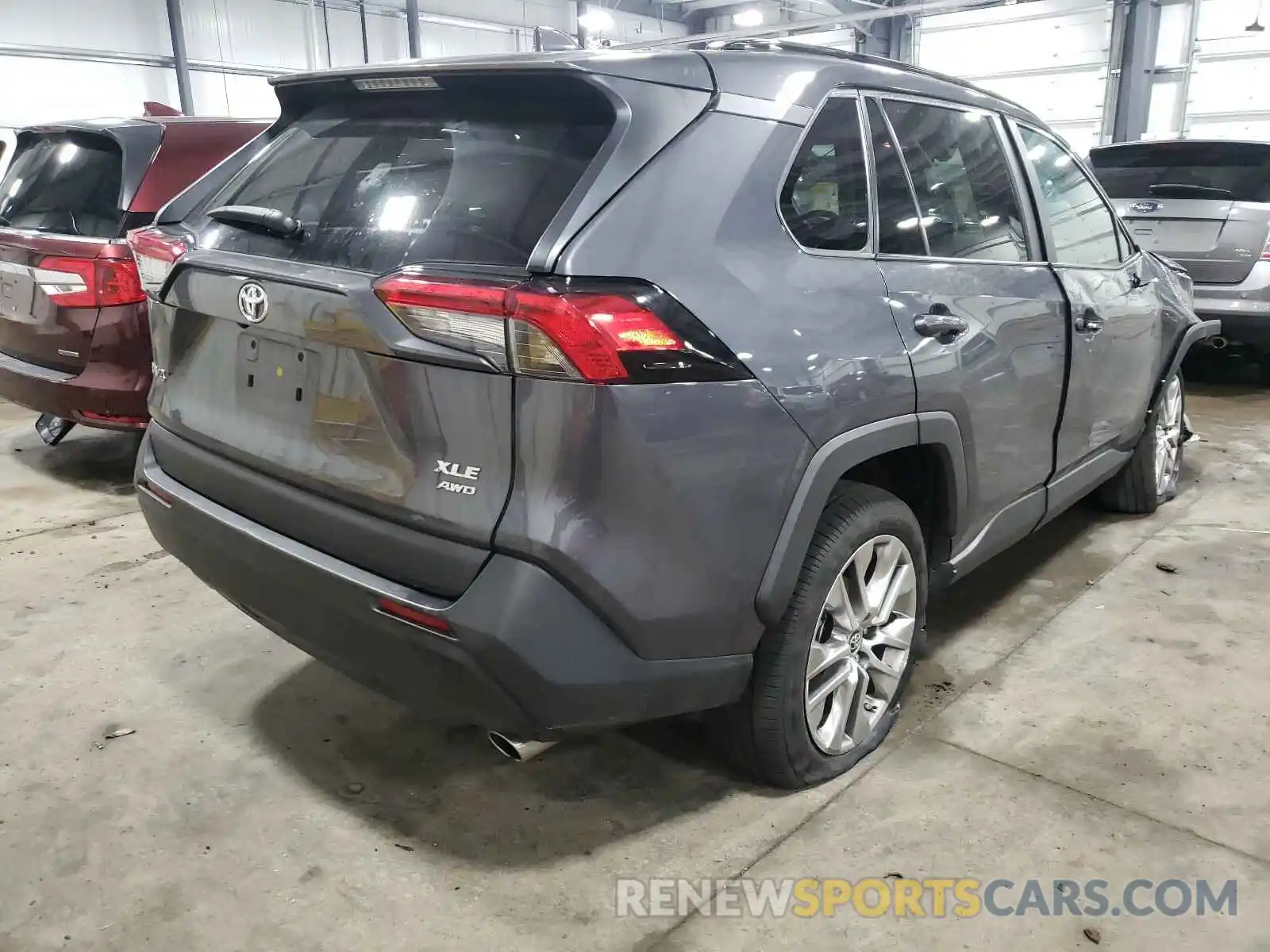 4 Photograph of a damaged car 2T3A1RFV6KW078144 TOYOTA RAV4 2019