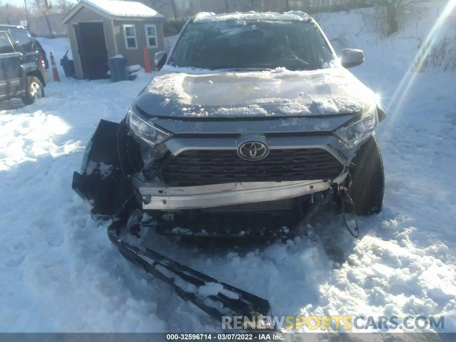 6 Photograph of a damaged car 2T3A1RFV6KW080475 TOYOTA RAV4 2019