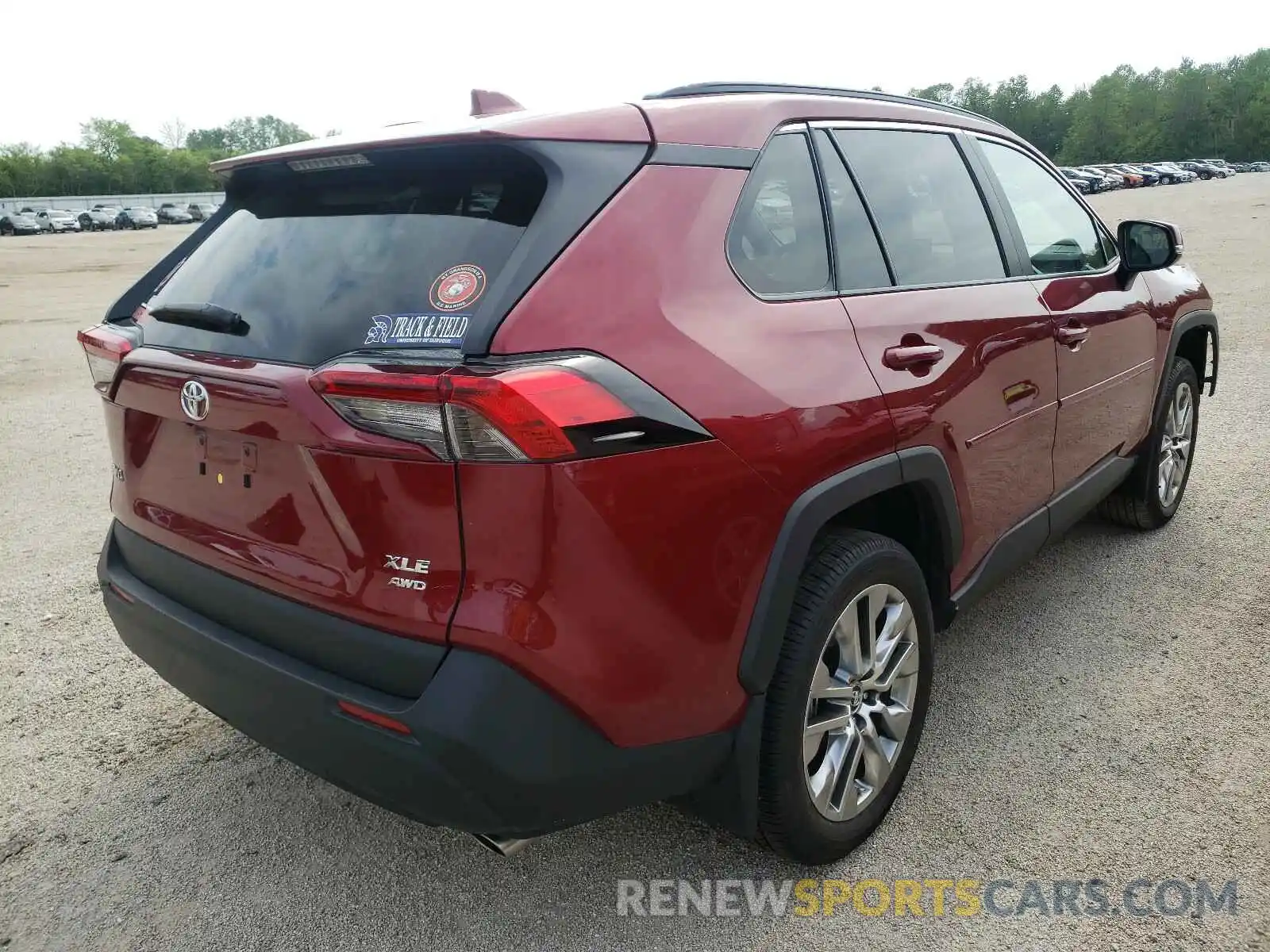 4 Photograph of a damaged car 2T3A1RFV7KC023171 TOYOTA RAV4 2019