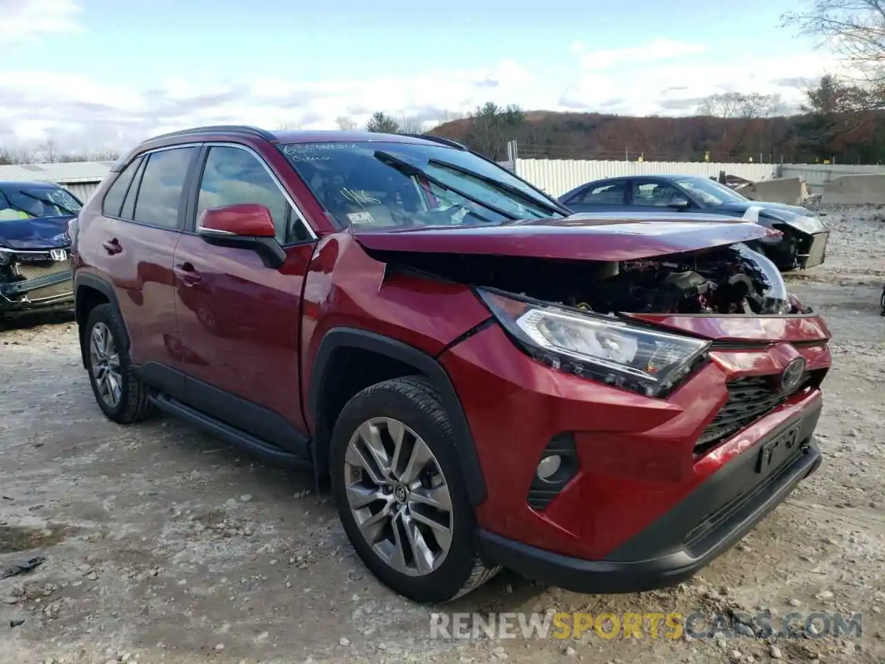 1 Photograph of a damaged car 2T3A1RFV7KC029648 TOYOTA RAV4 2019