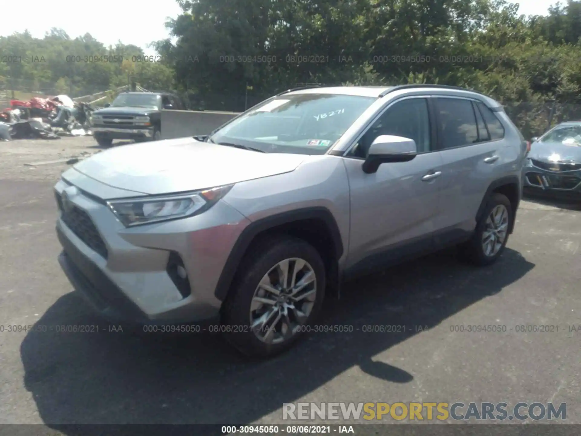 2 Photograph of a damaged car 2T3A1RFV7KC032355 TOYOTA RAV4 2019