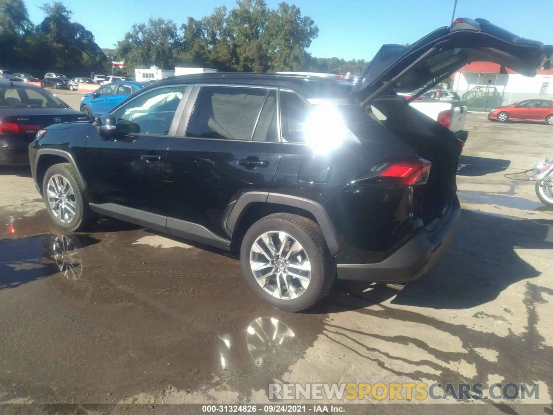 3 Photograph of a damaged car 2T3A1RFV7KC046305 TOYOTA RAV4 2019