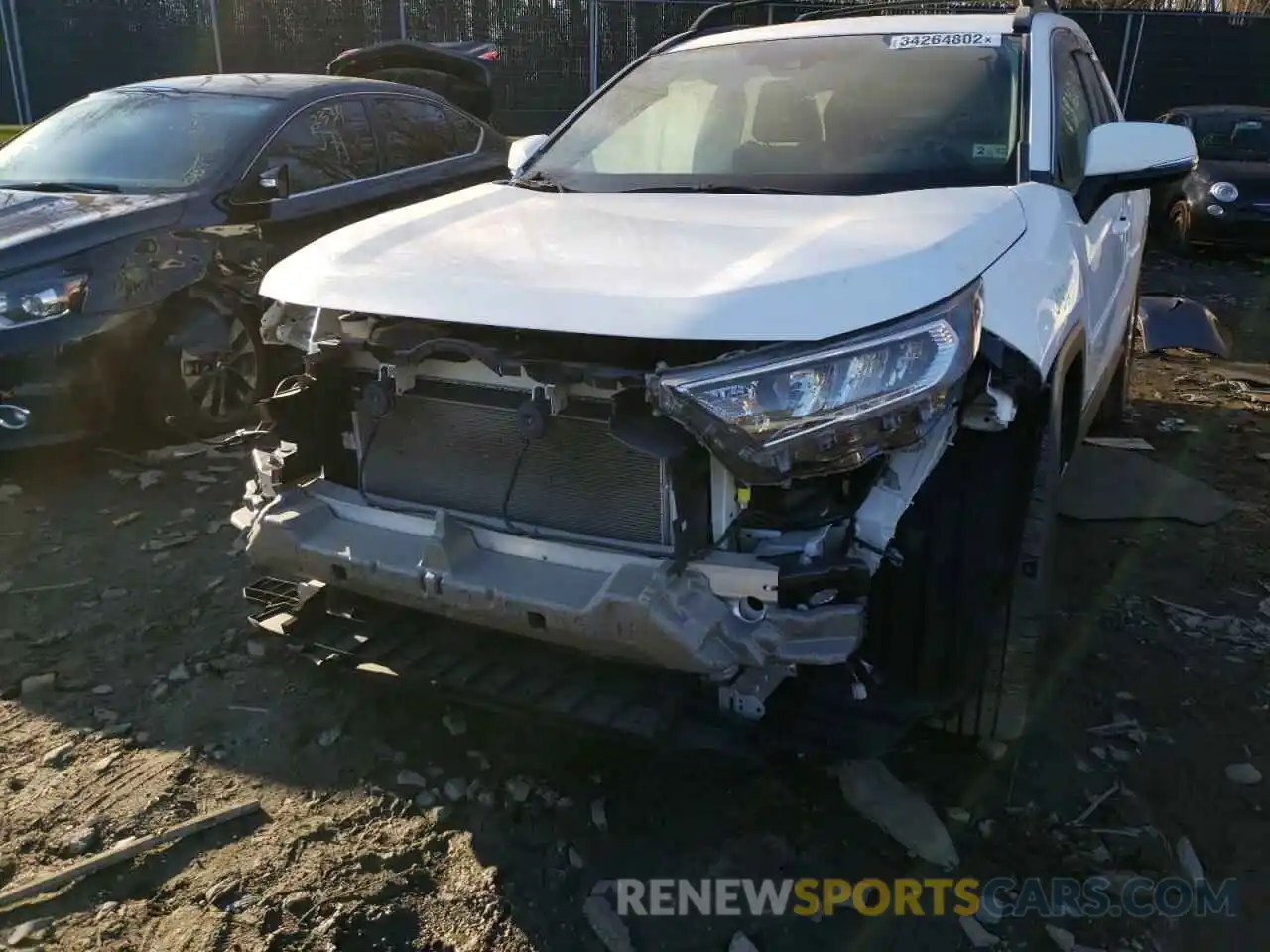 9 Photograph of a damaged car 2T3A1RFV7KC053822 TOYOTA RAV4 2019