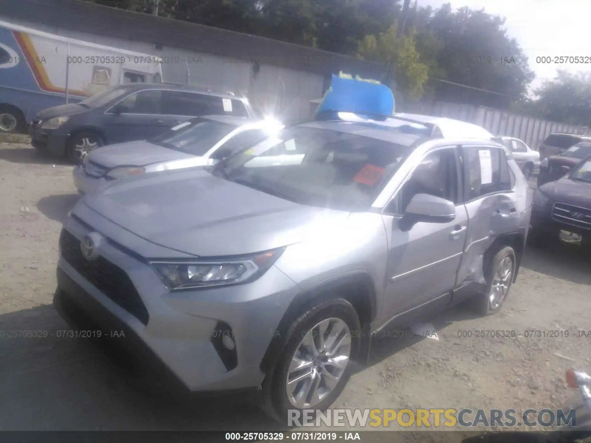 2 Photograph of a damaged car 2T3A1RFV7KW011262 TOYOTA RAV4 2019