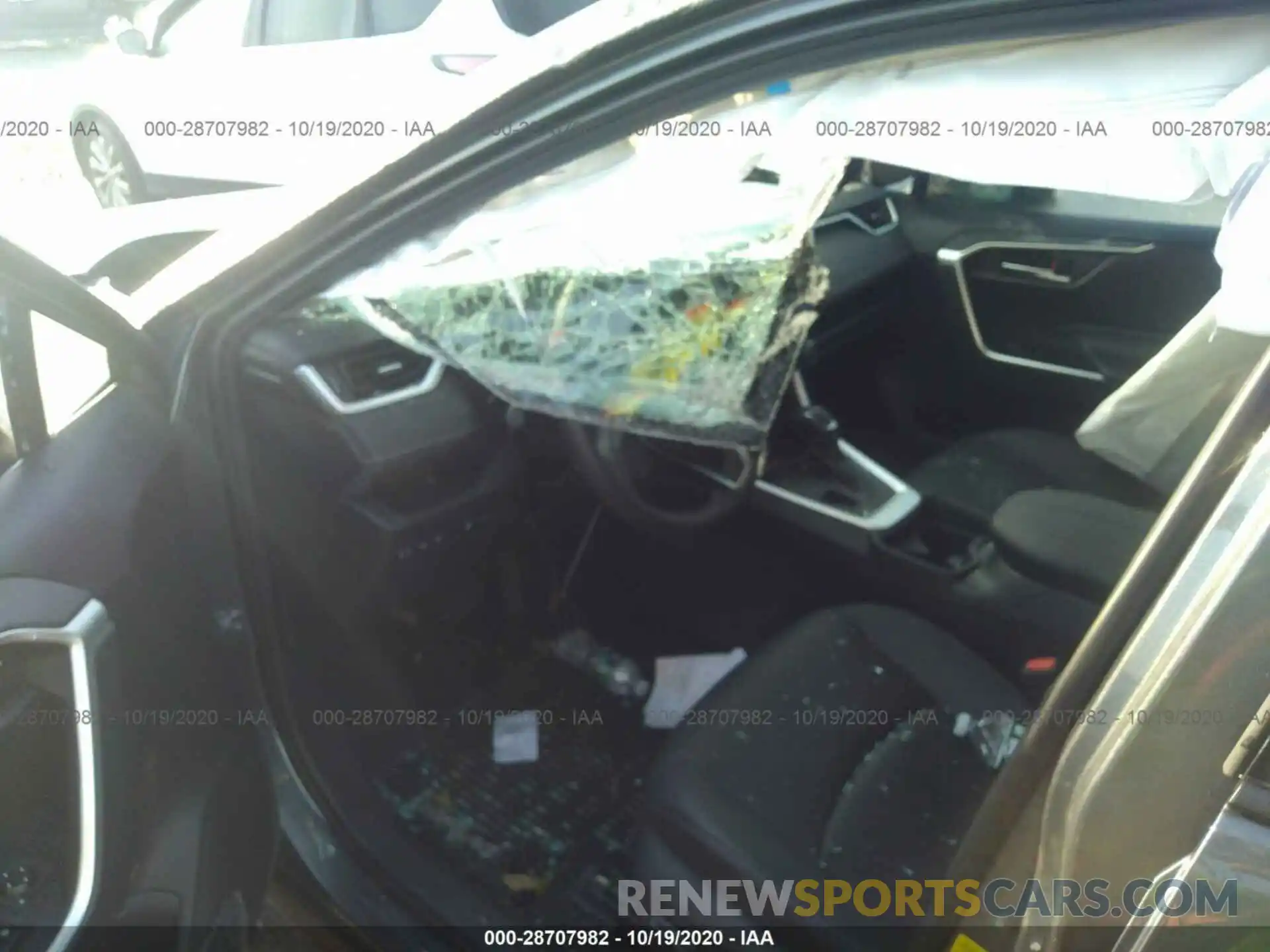 5 Photograph of a damaged car 2T3A1RFV7KW060798 TOYOTA RAV4 2019