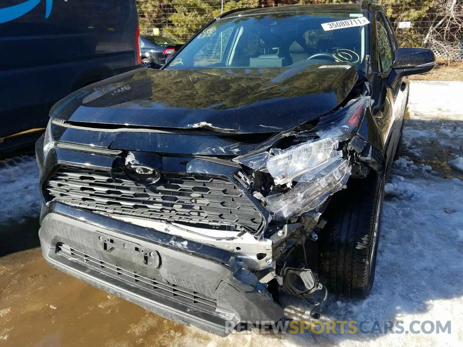 9 Photograph of a damaged car 2T3A1RFV7KW068299 TOYOTA RAV4 2019