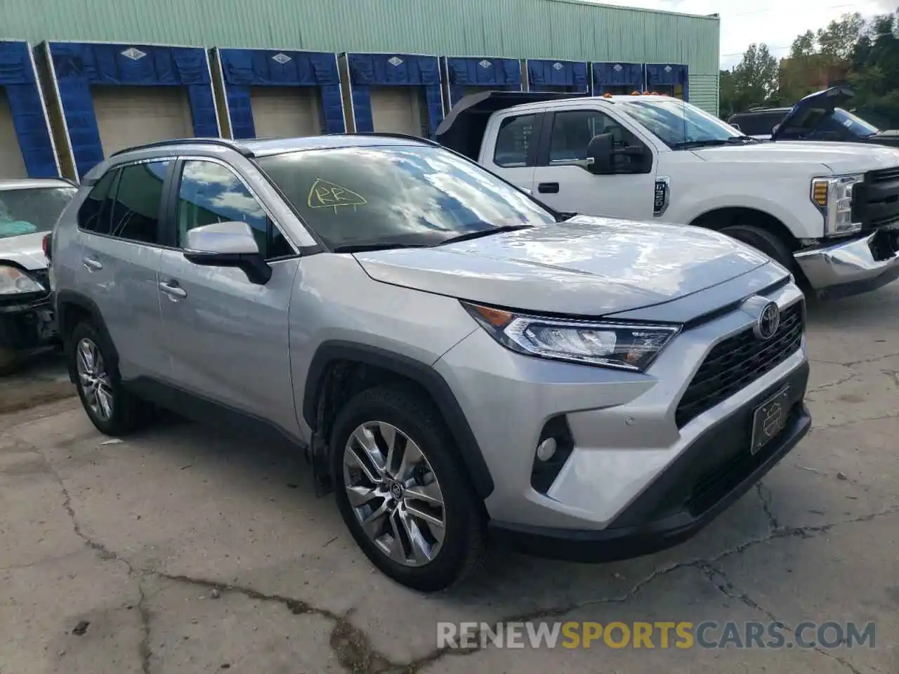 1 Фотография поврежденного автомобиля 2T3A1RFV7KW070733 TOYOTA RAV4 2019