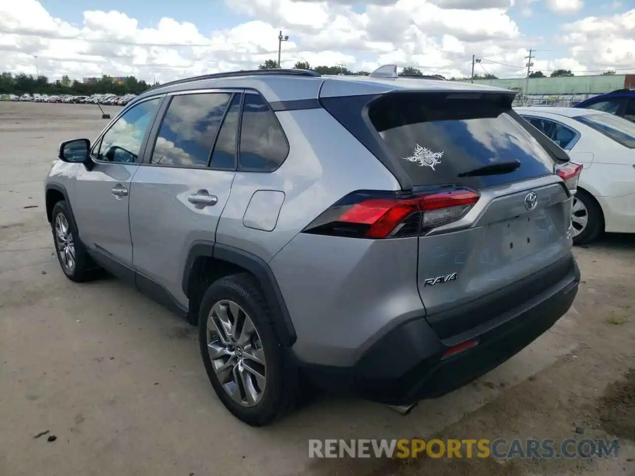 3 Фотография поврежденного автомобиля 2T3A1RFV7KW070733 TOYOTA RAV4 2019