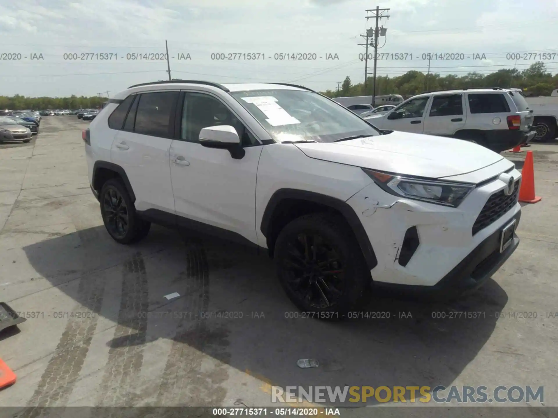 1 Photograph of a damaged car 2T3A1RFV7KW072708 TOYOTA RAV4 2019