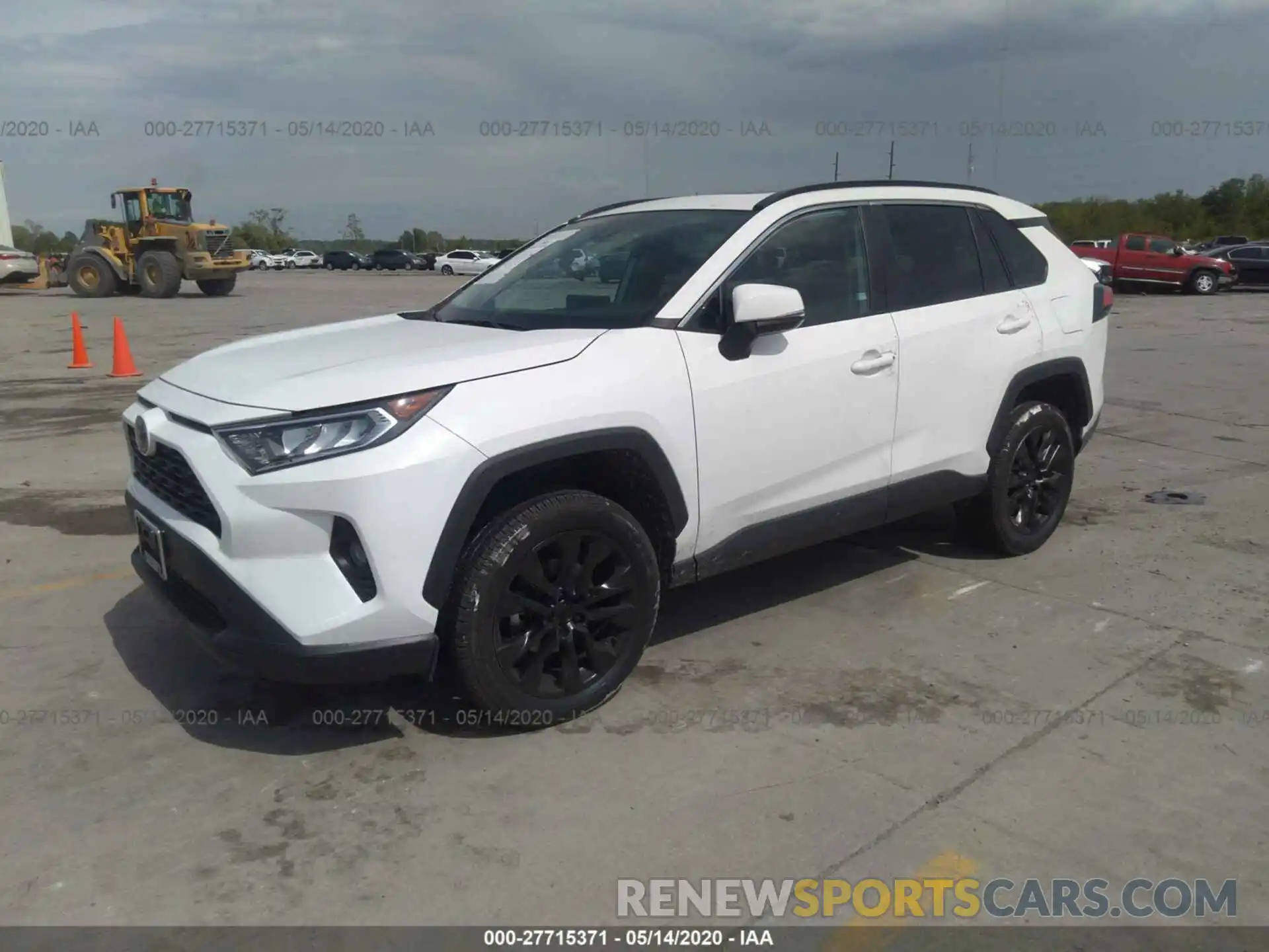 2 Фотография поврежденного автомобиля 2T3A1RFV7KW072708 TOYOTA RAV4 2019