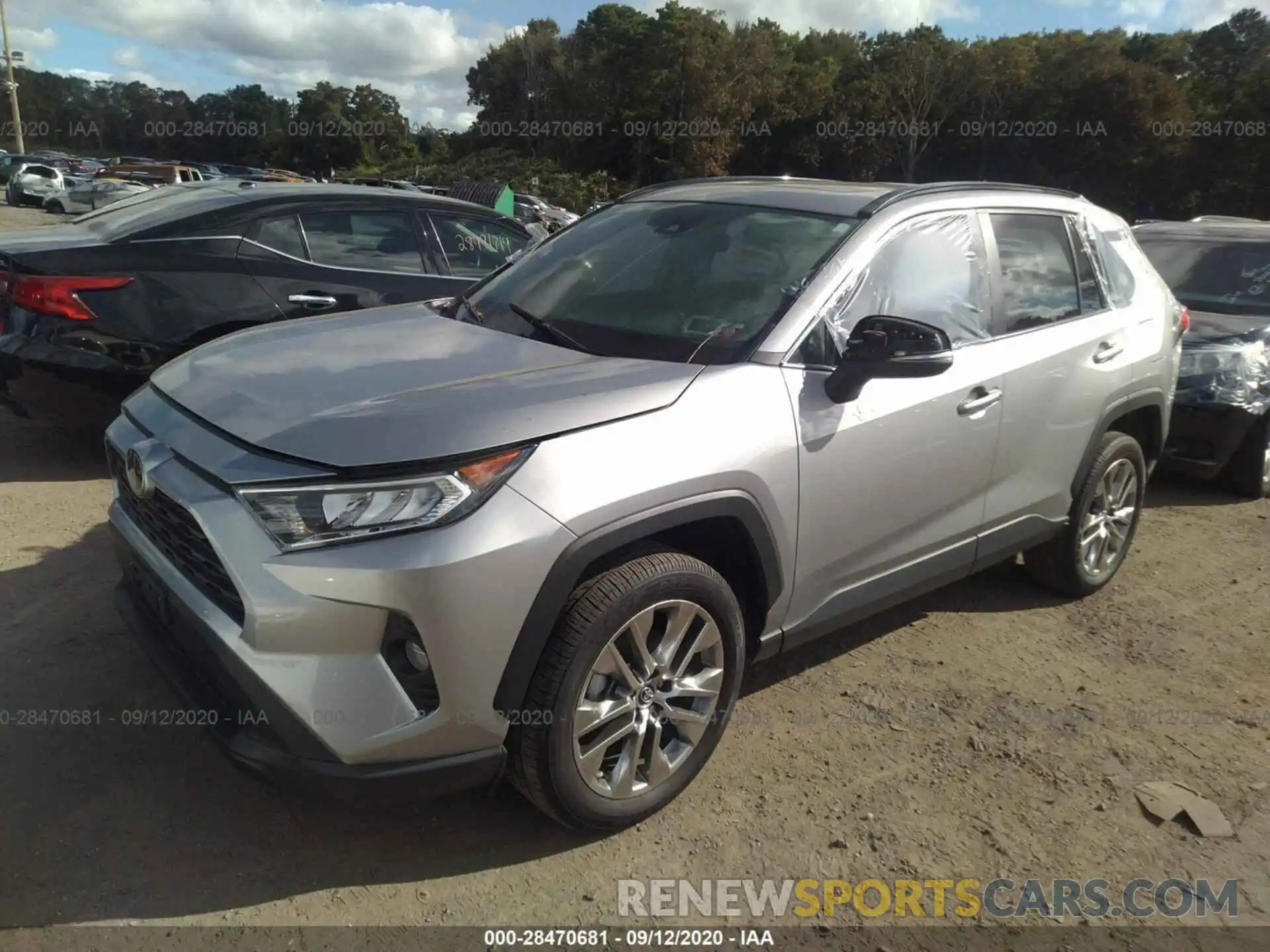 2 Photograph of a damaged car 2T3A1RFV8KC021364 TOYOTA RAV4 2019