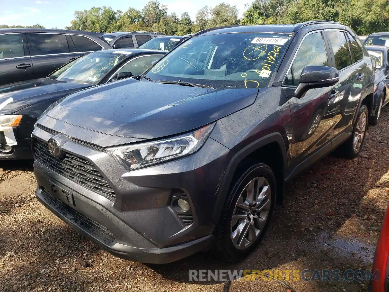 2 Фотография поврежденного автомобиля 2T3A1RFV8KC047706 TOYOTA RAV4 2019