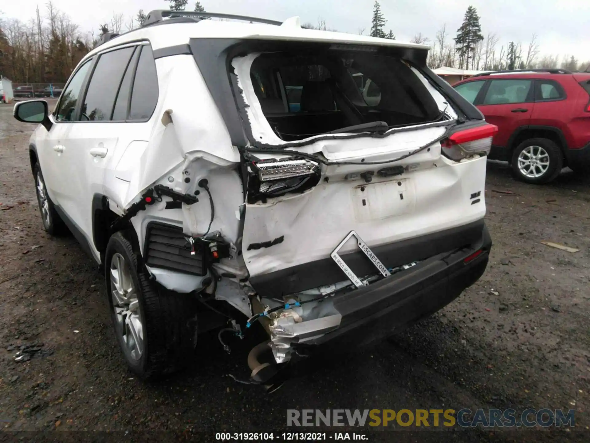 6 Photograph of a damaged car 2T3A1RFV8KC057829 TOYOTA RAV4 2019