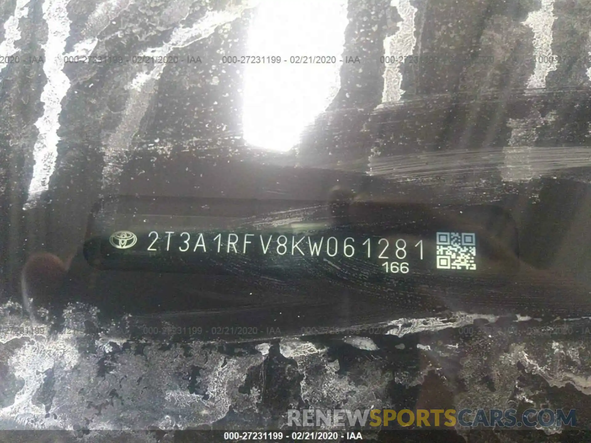 9 Фотография поврежденного автомобиля 2T3A1RFV8KW061281 TOYOTA RAV4 2019