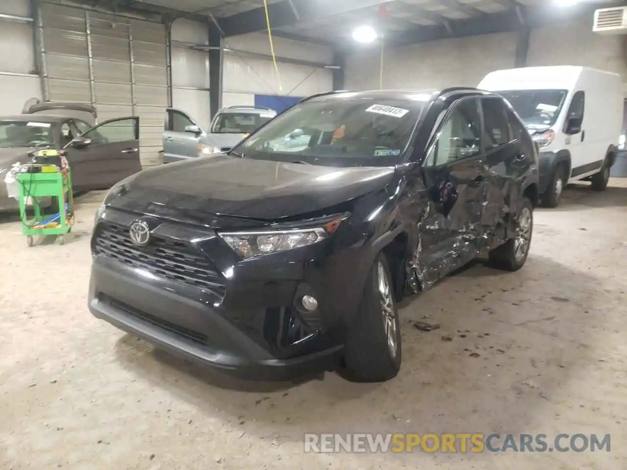 2 Photograph of a damaged car 2T3A1RFV8KW061801 TOYOTA RAV4 2019