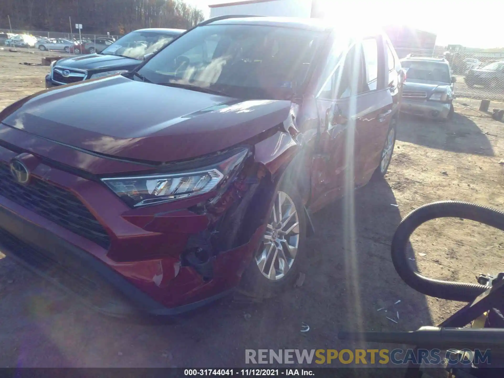 6 Photograph of a damaged car 2T3A1RFV8KW072829 TOYOTA RAV4 2019