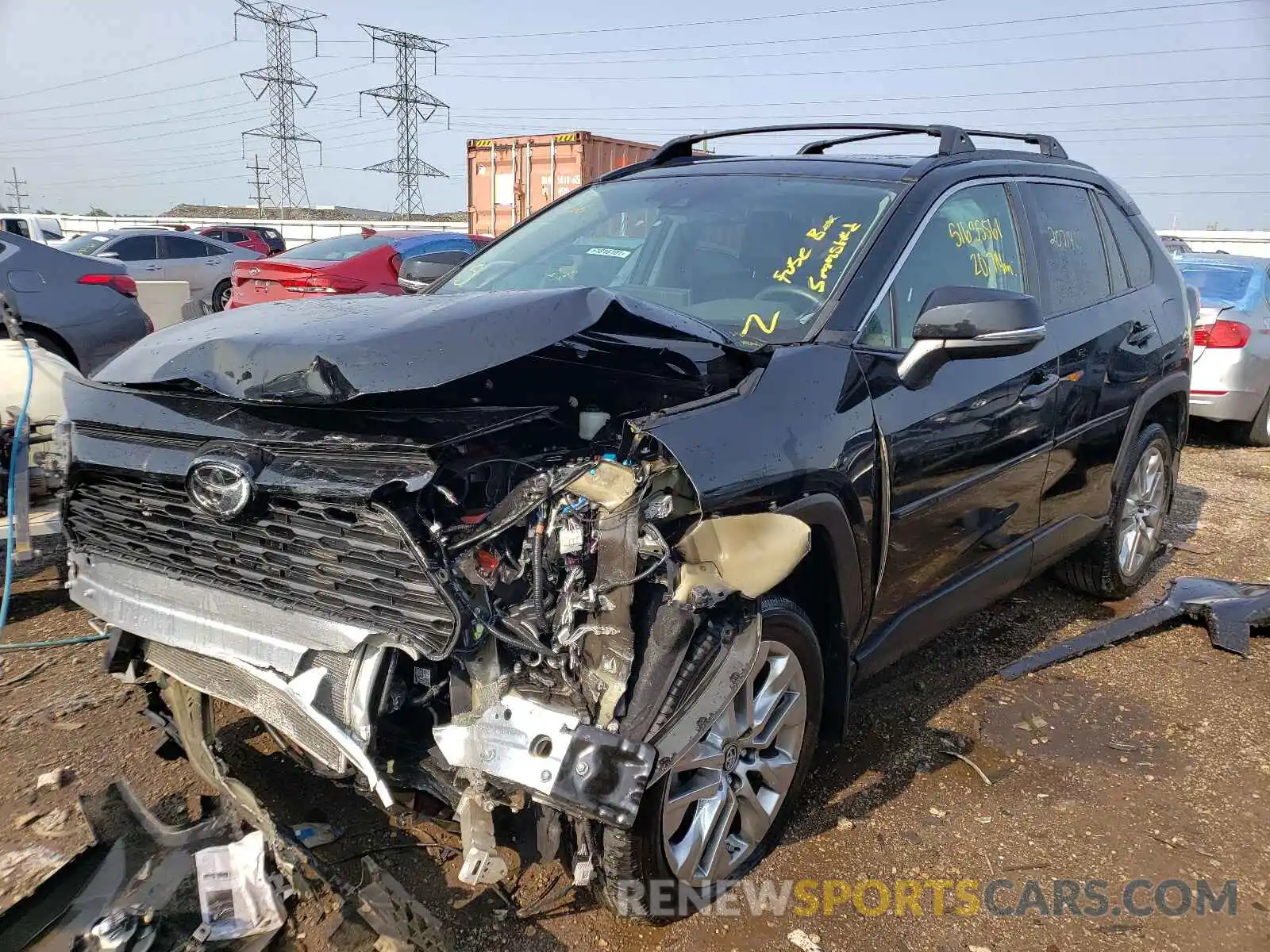 2 Photograph of a damaged car 2T3A1RFV8KW075388 TOYOTA RAV4 2019