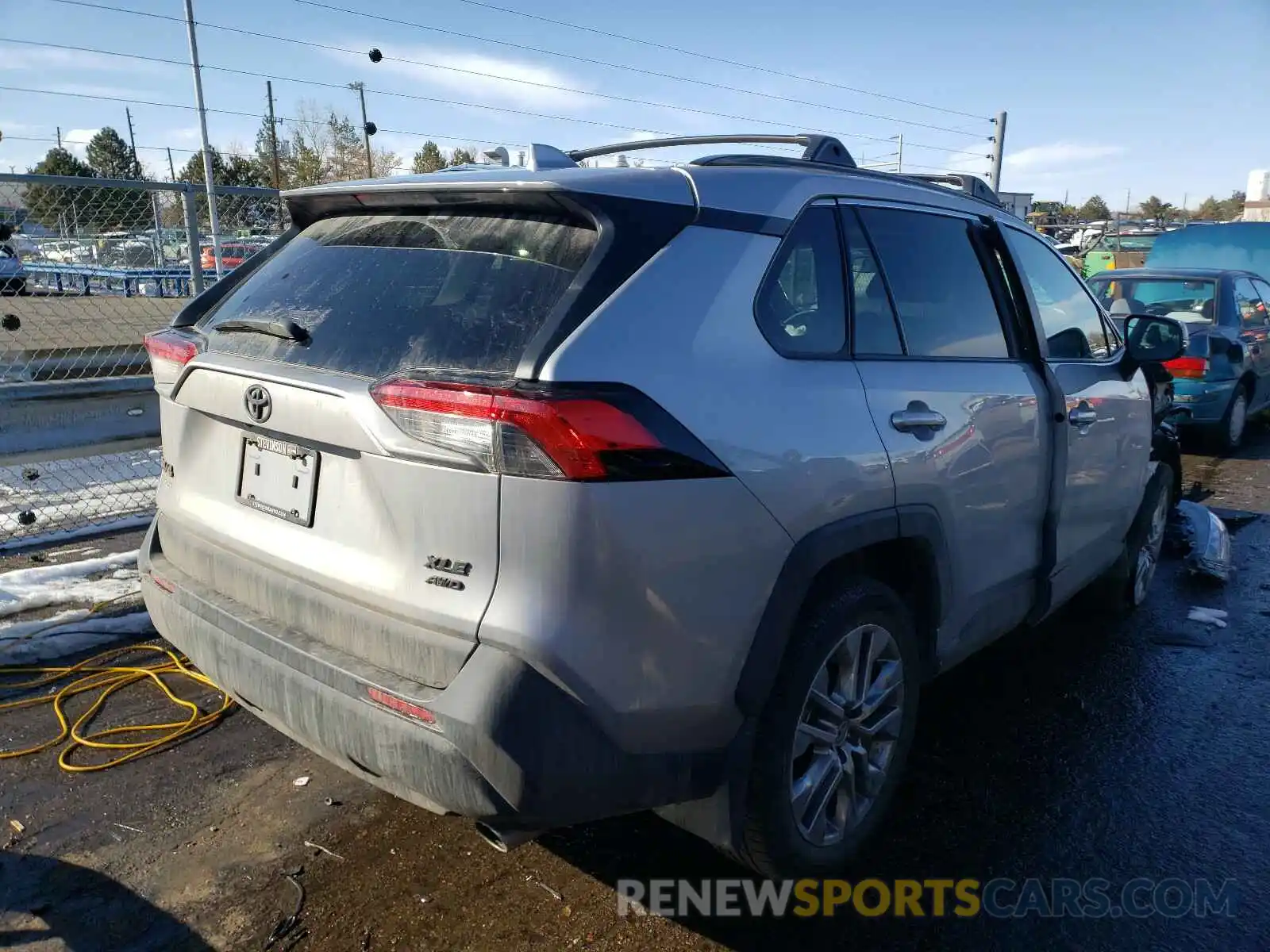 4 Photograph of a damaged car 2T3A1RFV8KW077660 TOYOTA RAV4 2019