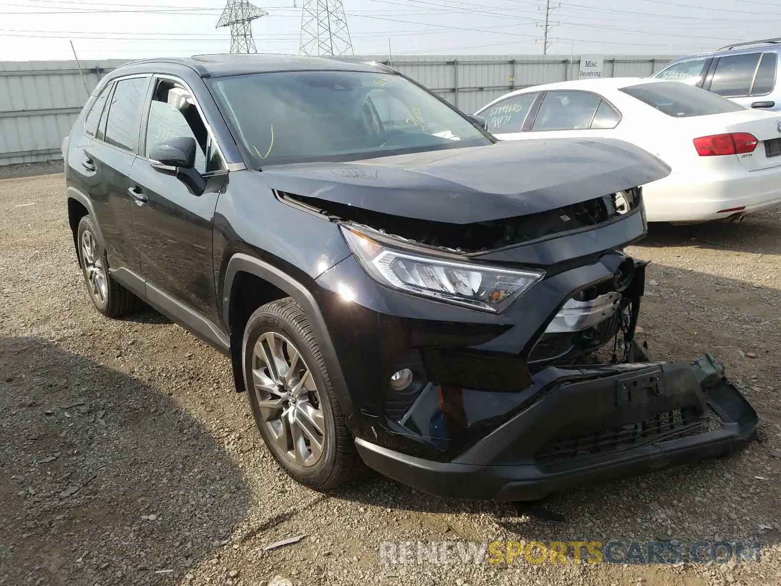 1 Photograph of a damaged car 2T3A1RFV9KC029683 TOYOTA RAV4 2019